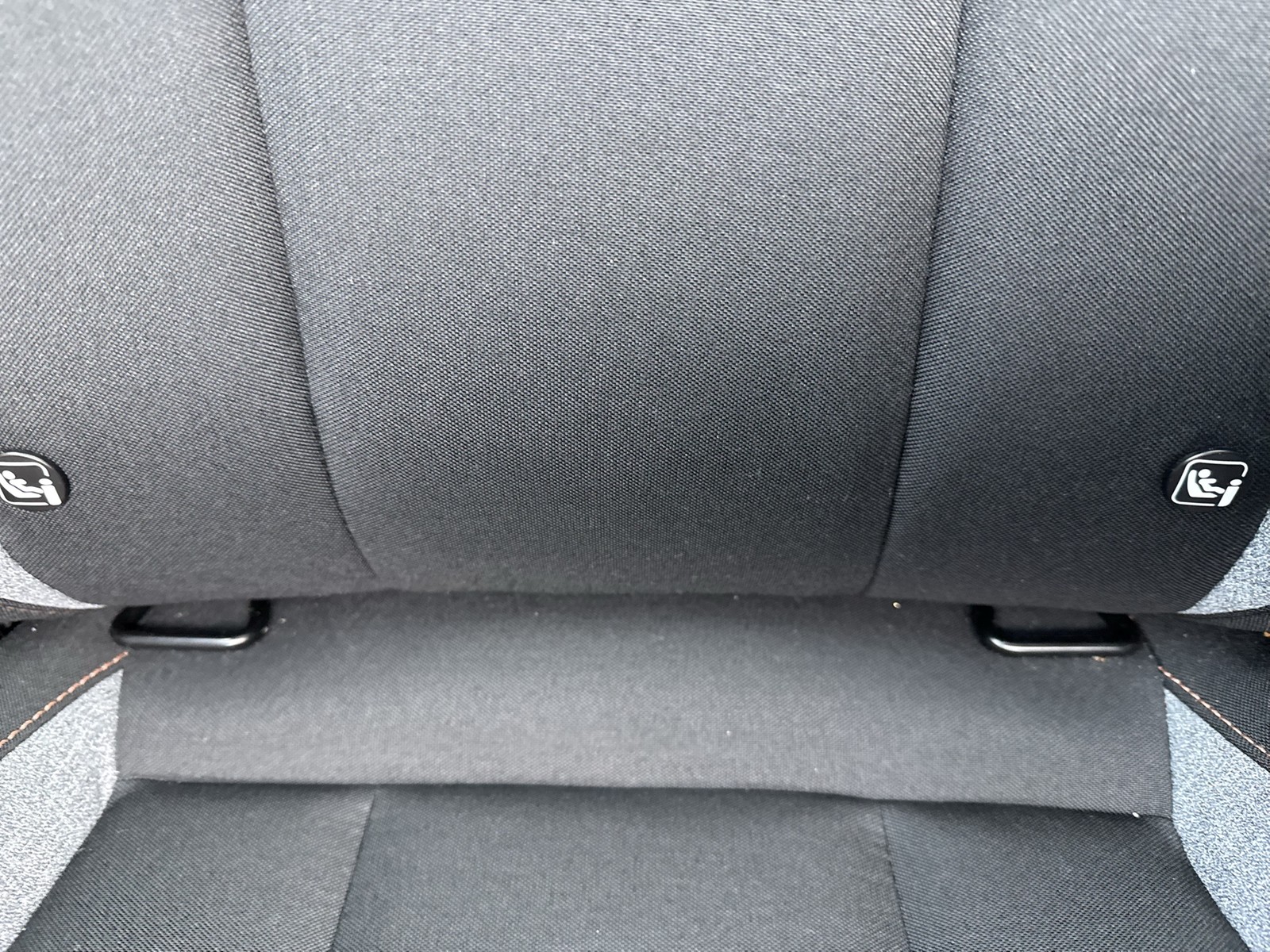 Skoda Kamiq 1.5 TOUR BLACKPACKAGE PANO AHK CAM EKLAPPE