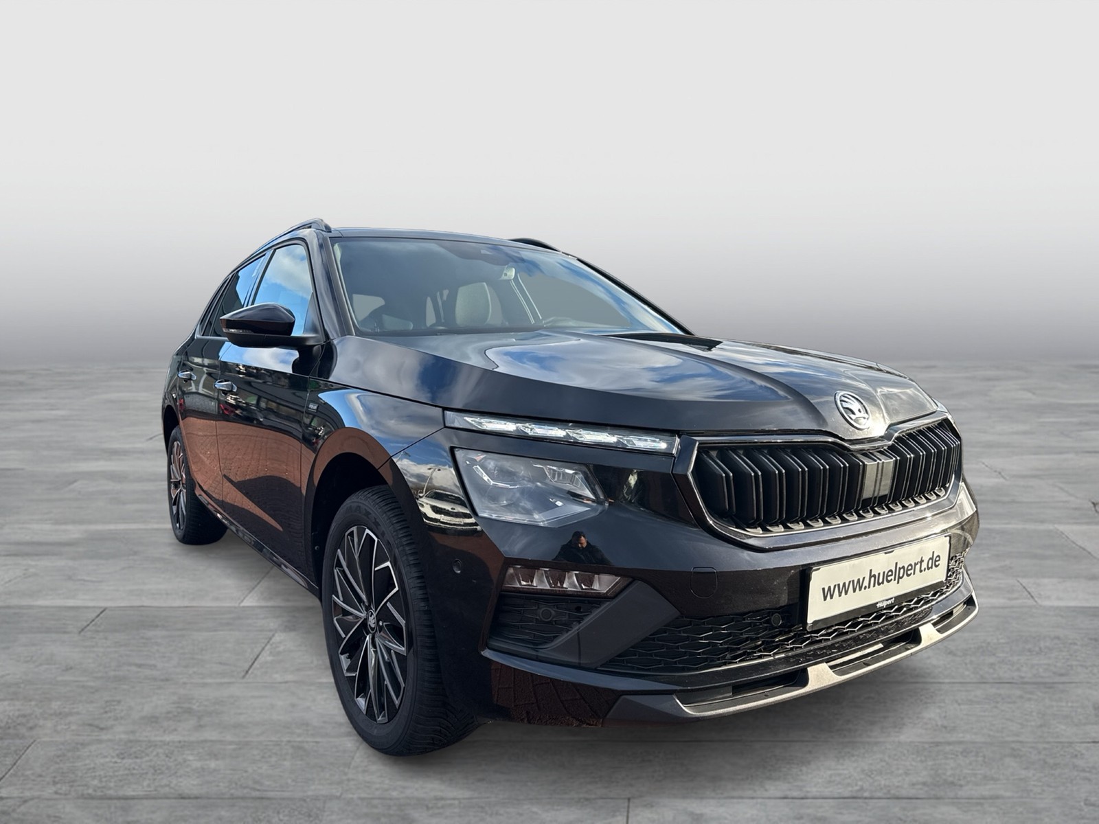 Skoda Kamiq 1.5 TOUR BLACKPACKAGE PANO AHK CAM EKLAPPE