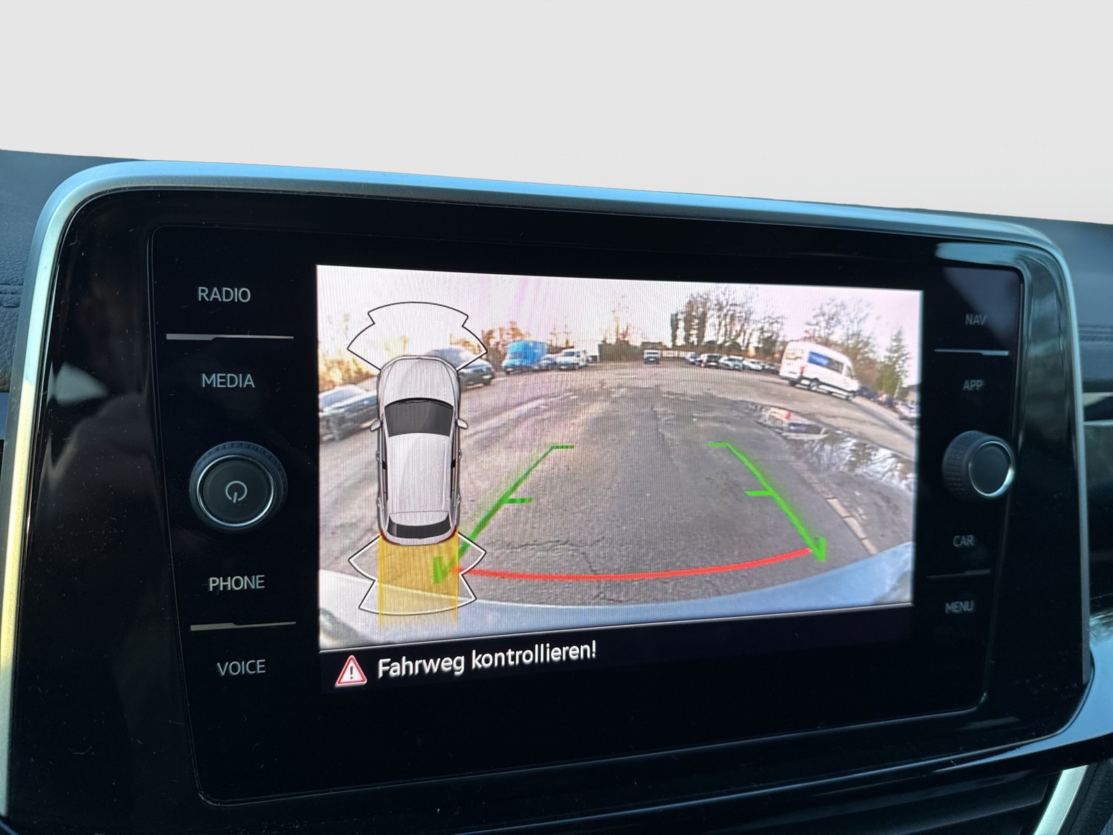 Volkswagen T-Roc 1.0 R-LINE CAM ACC NAVI LED+ CARPLAY LM17