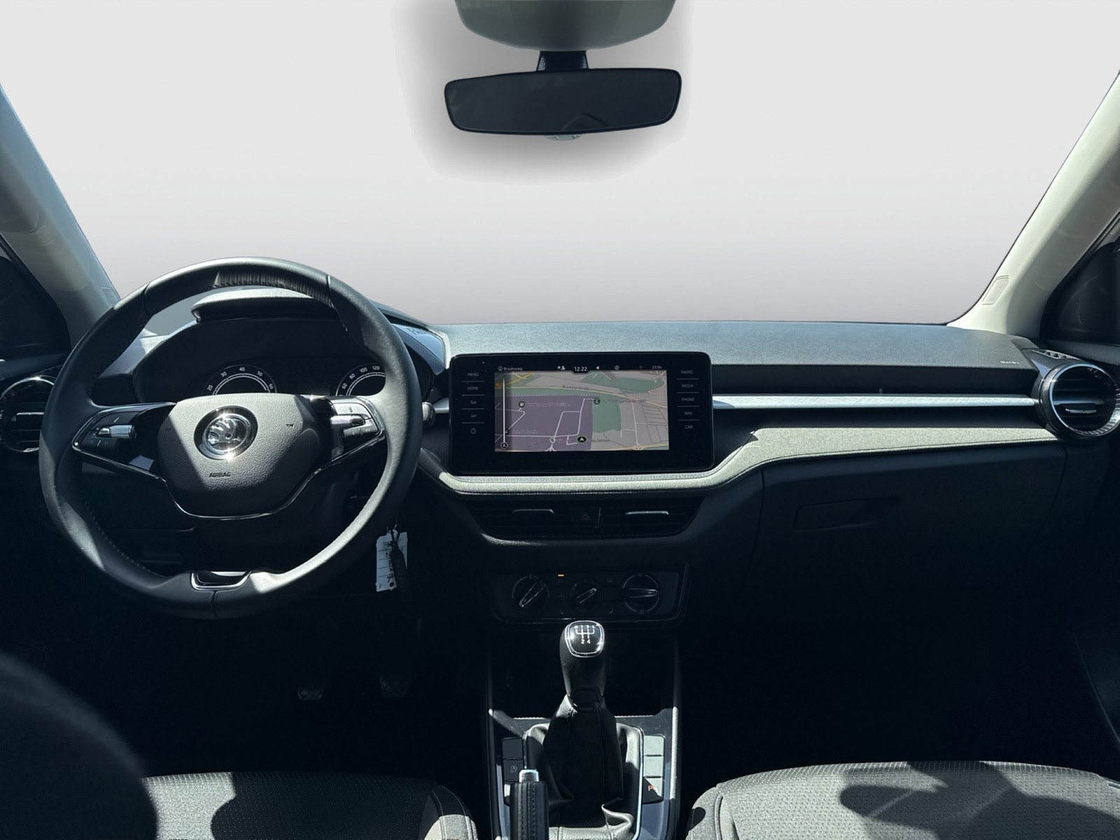Skoda Fabia 1.0 TOUR NAVI ALU CARPLAY SITZHEIZUNG