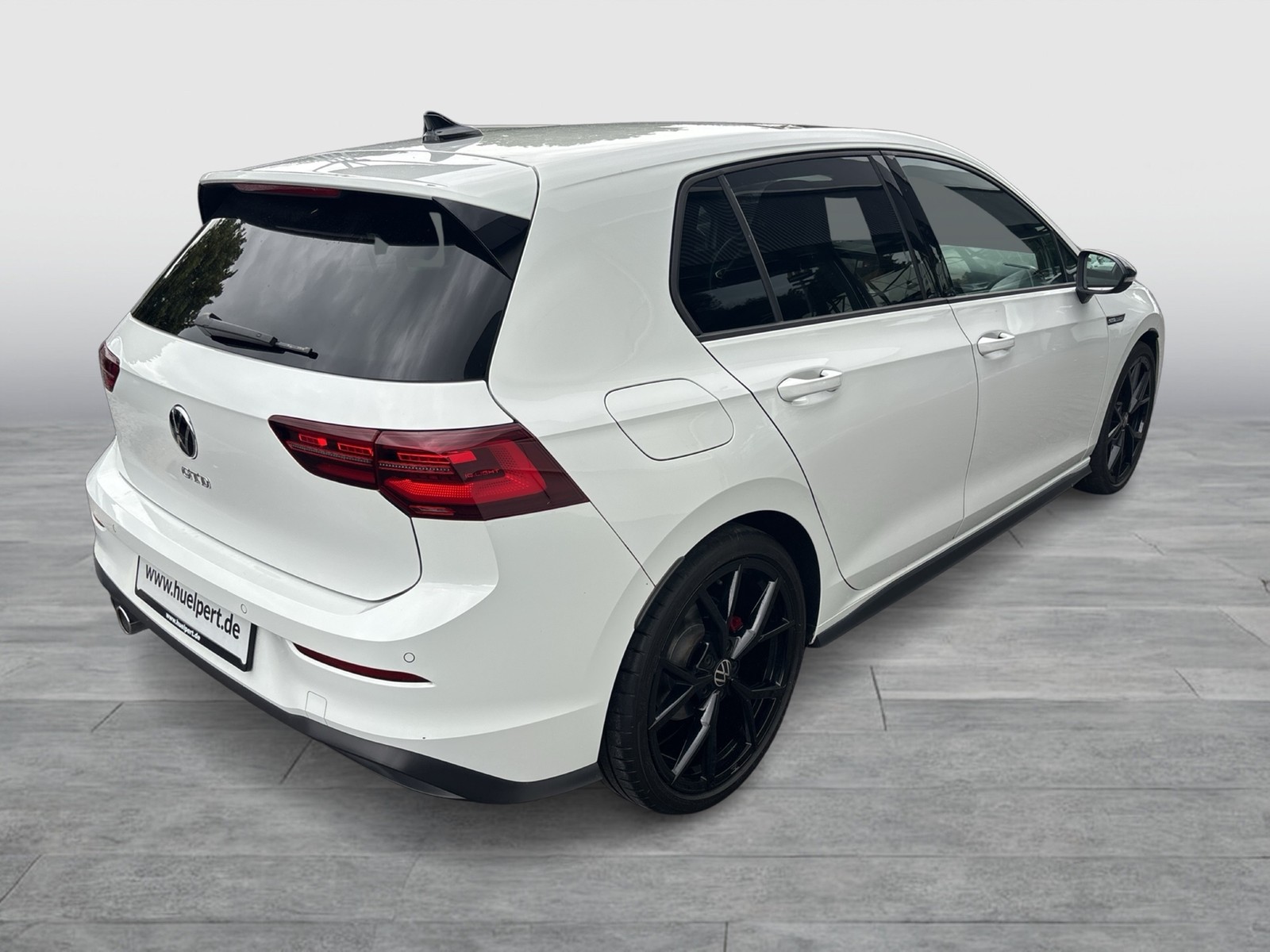 Volkswagen Golf 2.0 GTD ALU19 PANO H.KARDON MATRIX BLACK