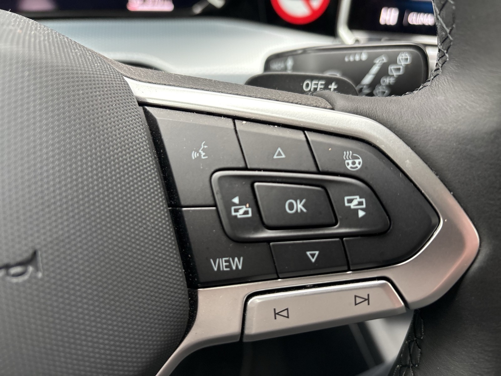 Volkswagen Golf VIII 2.0 GOAL FACELIFT AHK CAM ACC LED+ NAVI