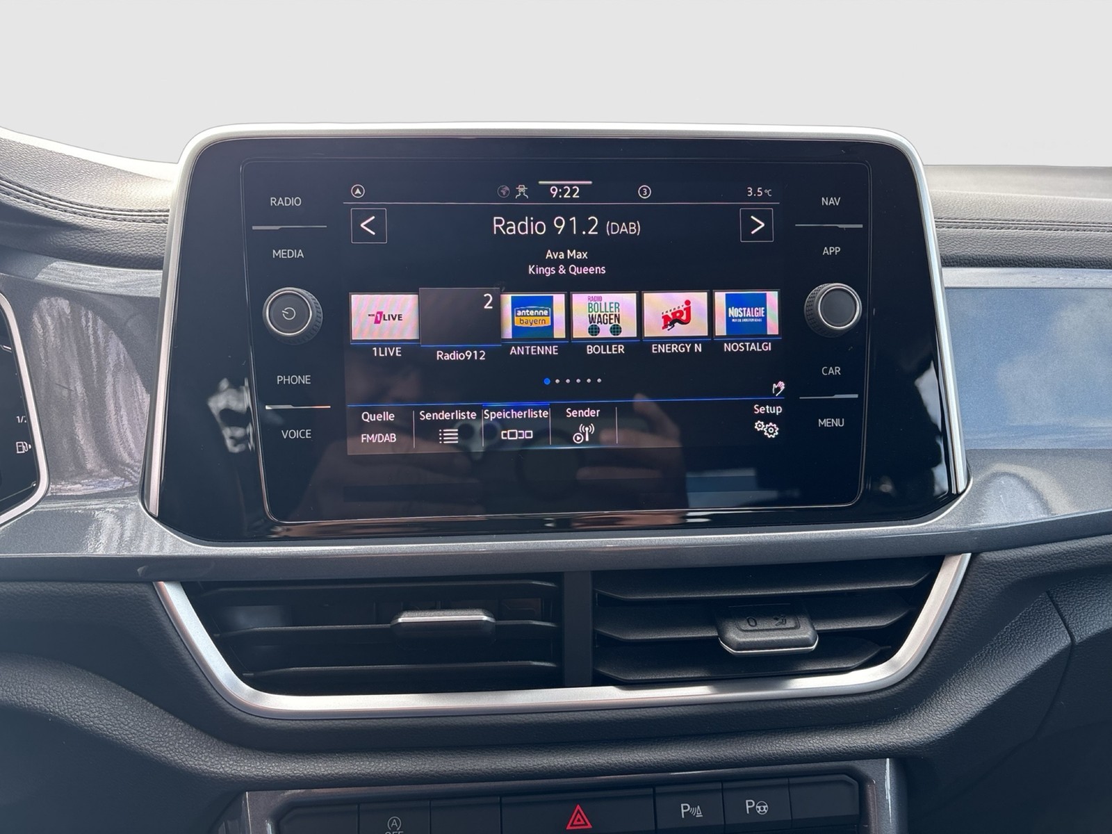 Volkswagen T-Roc 1.0 STYLE PANO AHK CAM ACC LM17 NAVI LED+