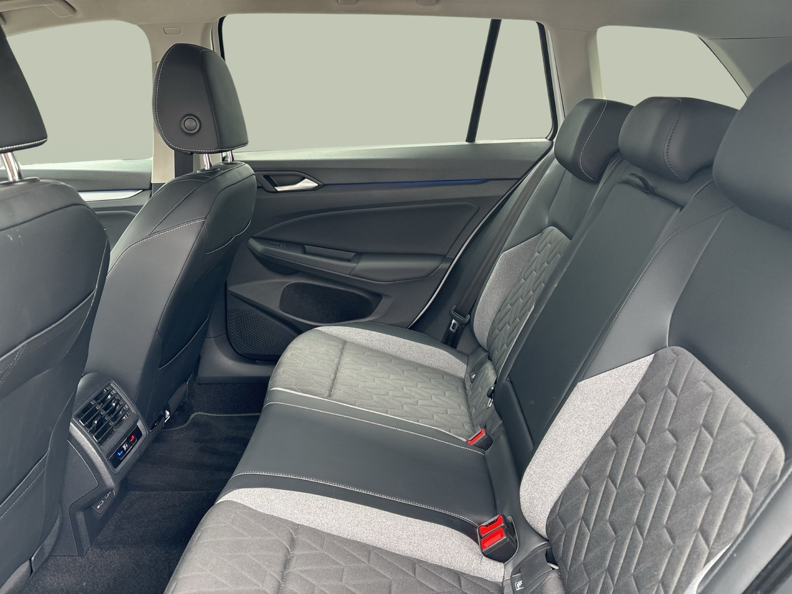 Volkswagen Golf Variant VIII 2.0 GOAL AHK KAMERA ACC