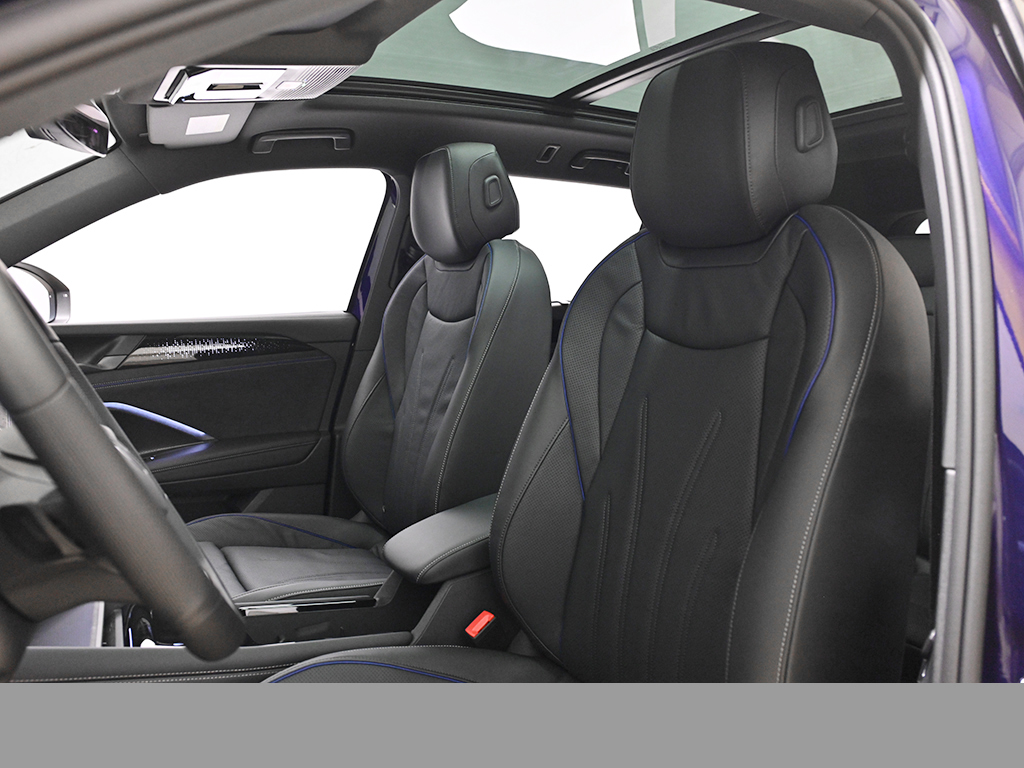 Volkswagen Tayron 2.0 TDI R-LINE 4MOTION AHK LEDER PANO STANDHZG