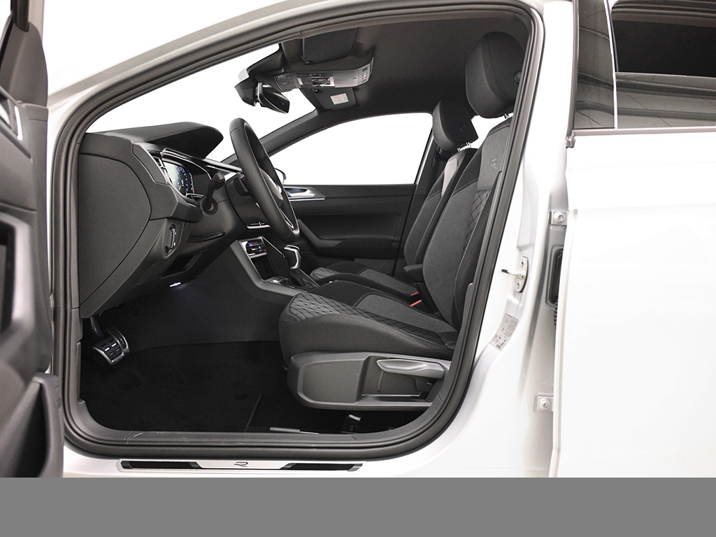 Volkswagen Polo 1.0 TSI R-LINE DSG MATRIXLED NAVI CAM KEYLESS