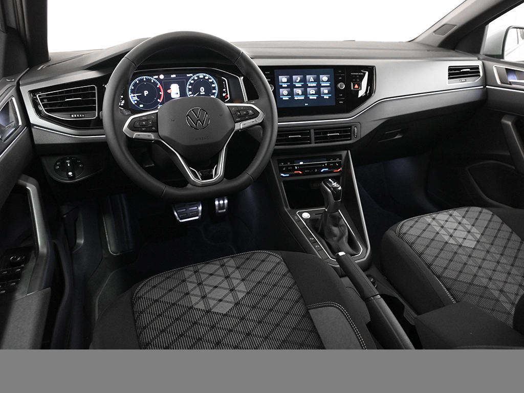Volkswagen Polo 1.0 TSI R-LINE DSG MATRIXLED NAVI CAM KEYLESS