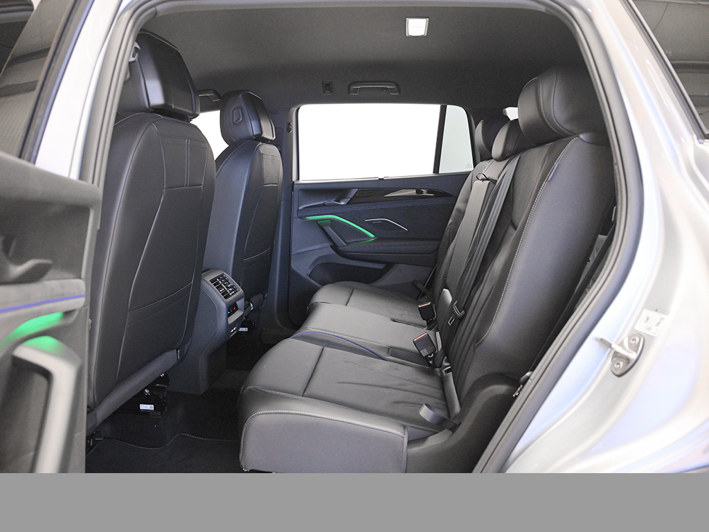 Volkswagen Tayron 2.0 TDI R-LINE 4MOTION LEDER 7SITZE AHK MATRIXLED