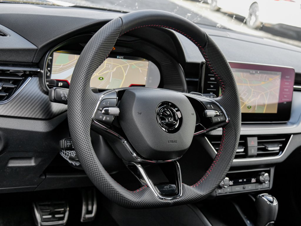 Skoda Kamiq 1.5 MONTE CARLO PANO CAM ACC LM18 NAVI