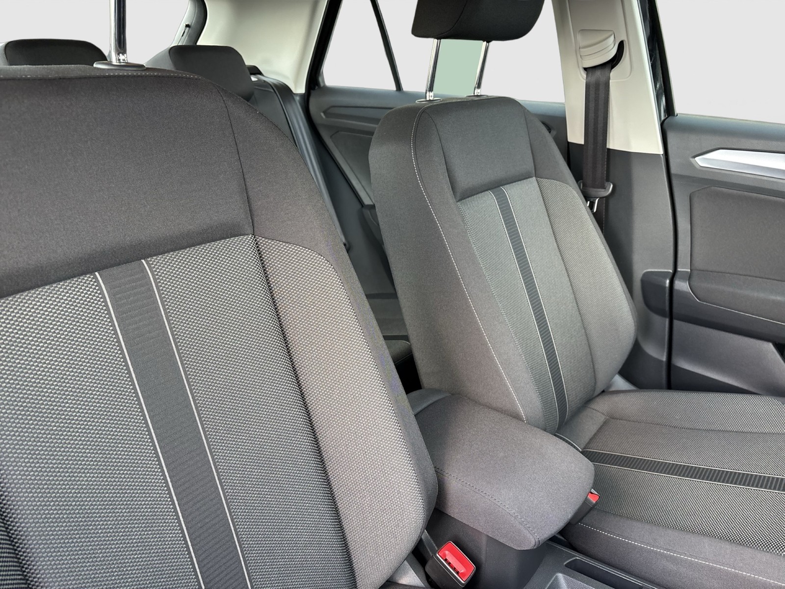 Volkswagen T-Roc 1.5 LIFE NAVI STANDHEIZUNG