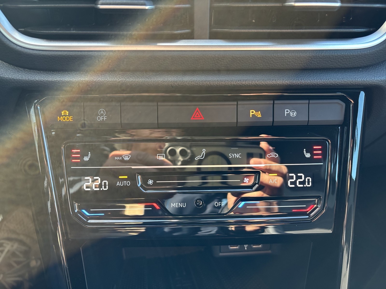 Volkswagen T-Roc Cabriolet 1.5 R-LINE NAVI AHK ACC