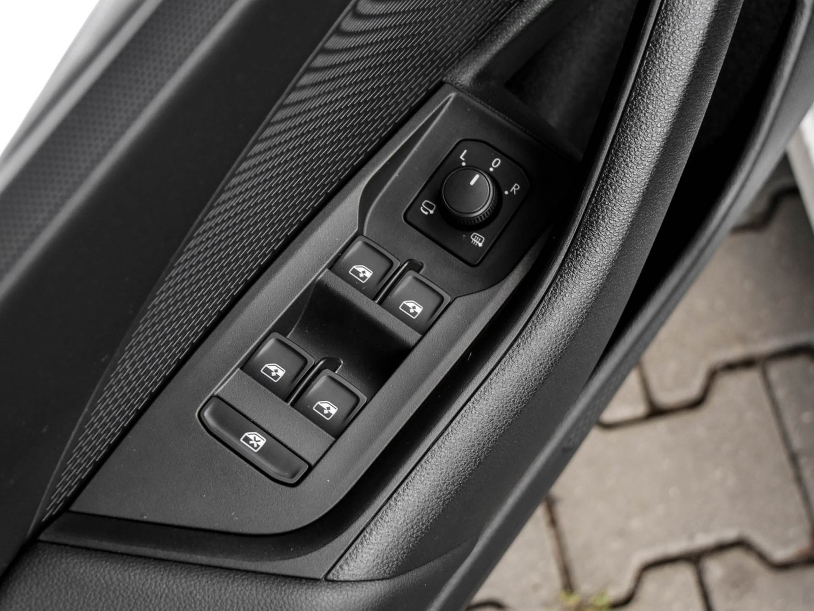 Skoda Octavia Combi 2.0 STYLE ACC HEAD-UP NAVICOLUMBUS