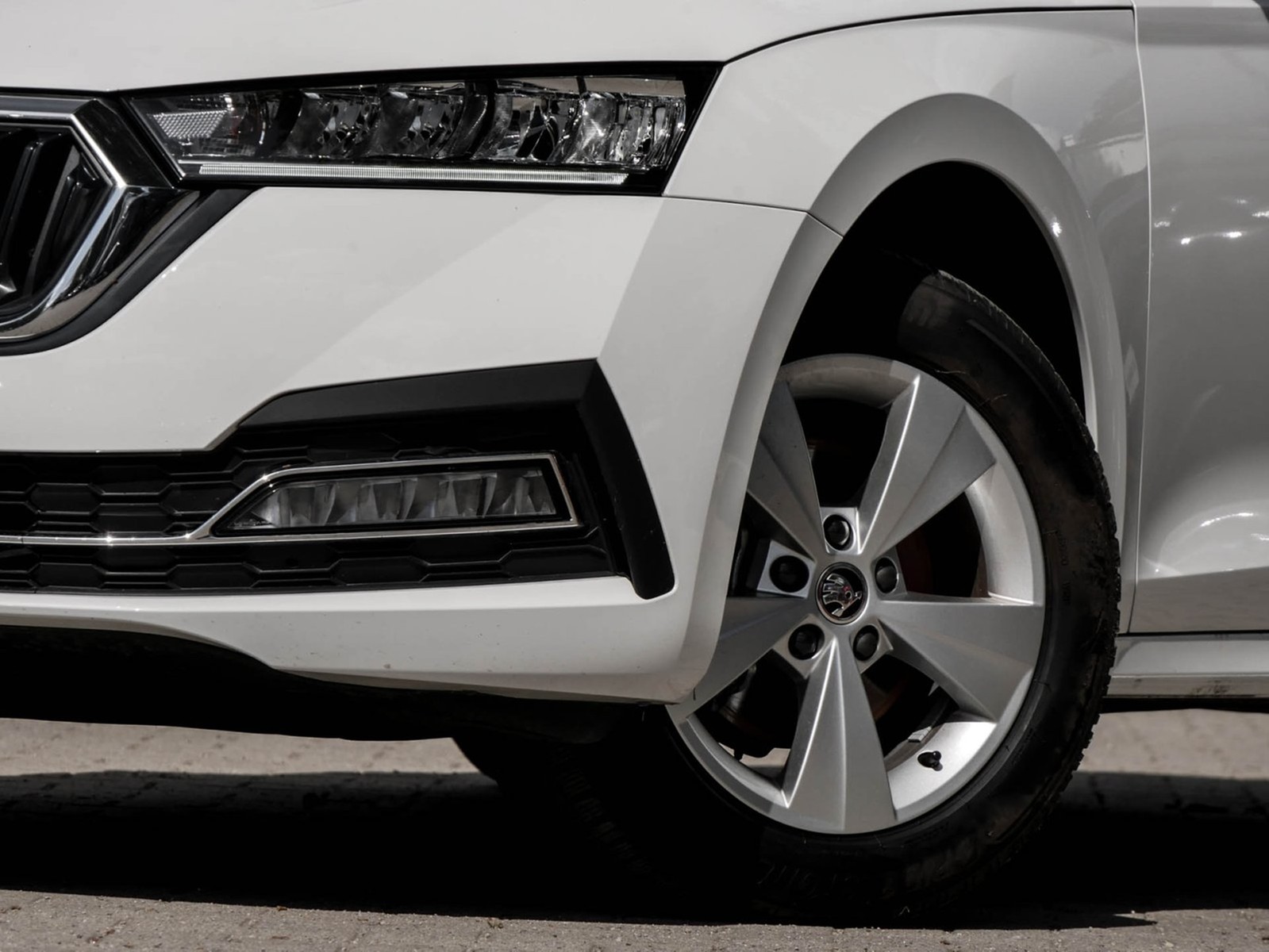 Skoda Octavia Combi 2.0 STYLE ACC HEAD-UP NAVICOLUMBUS