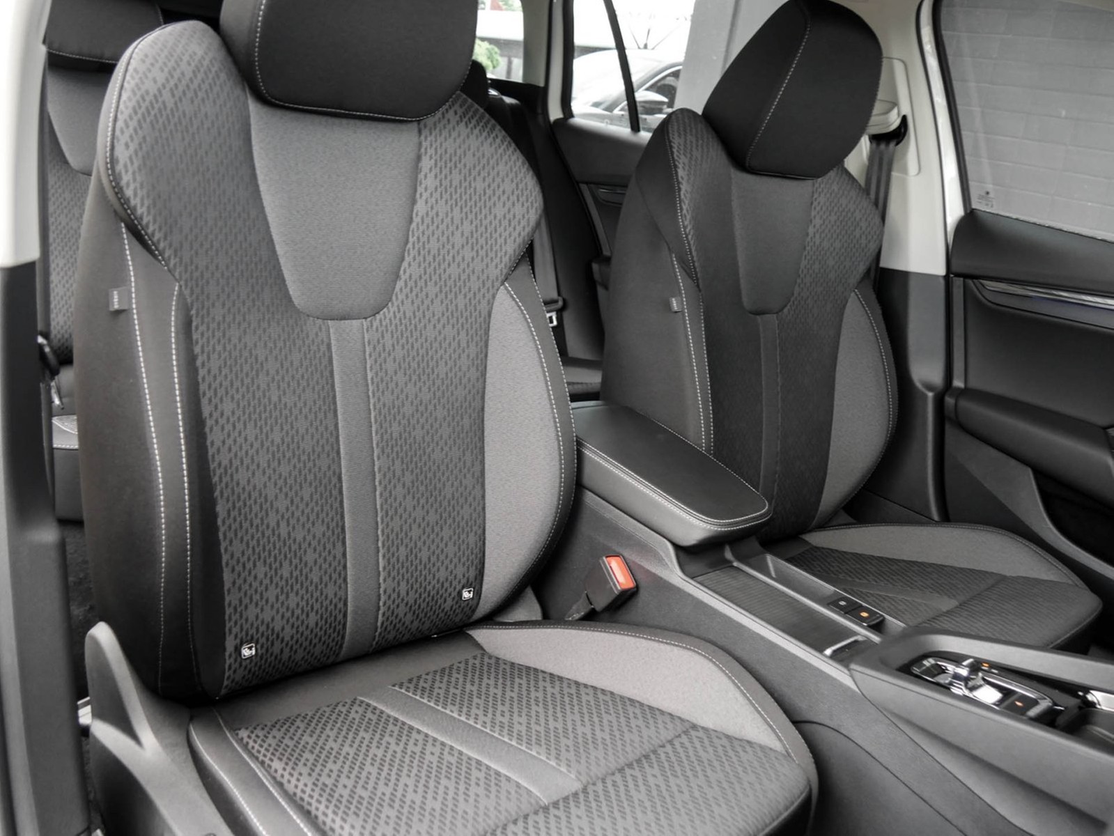 Skoda Octavia Combi 2.0 STYLE ACC HEAD-UP NAVICOLUMBUS