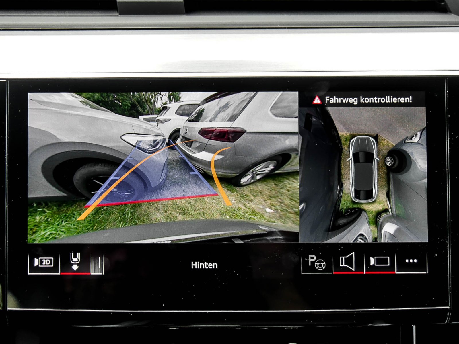 Audi Q8 e-tron Sportback 55 quattro S LINE AHK LM20