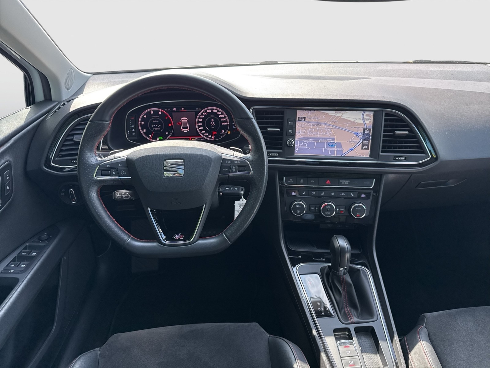 Seat Leon ST 2.0 FR PANO ACC ALU18" NAVI KAMERA
