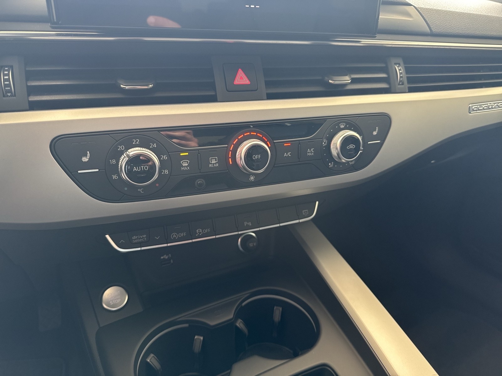 Audi A4 Avant 40 Qu. advanced KAMERA NAVI SITZHEIZUNG