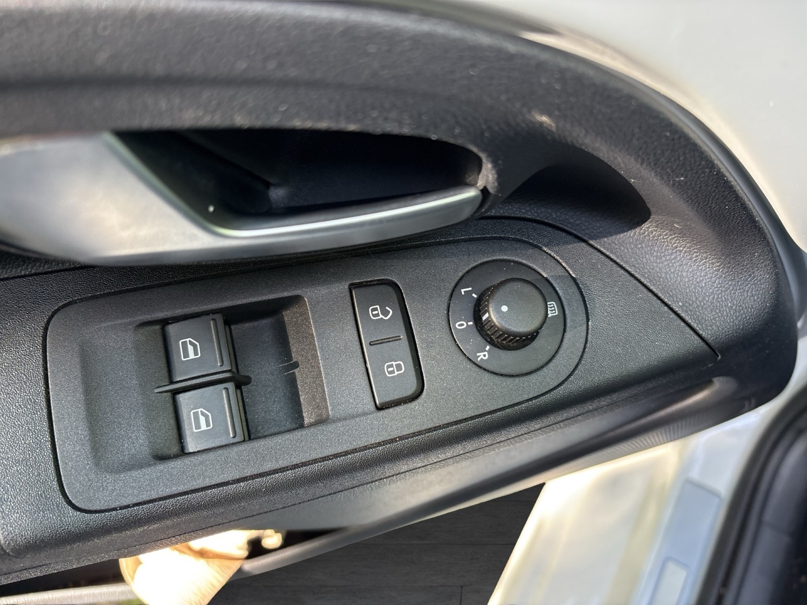 Volkswagen e-up! EDITION 4TÜREN CAM ALU SITZHEIZ. EINPARKH.