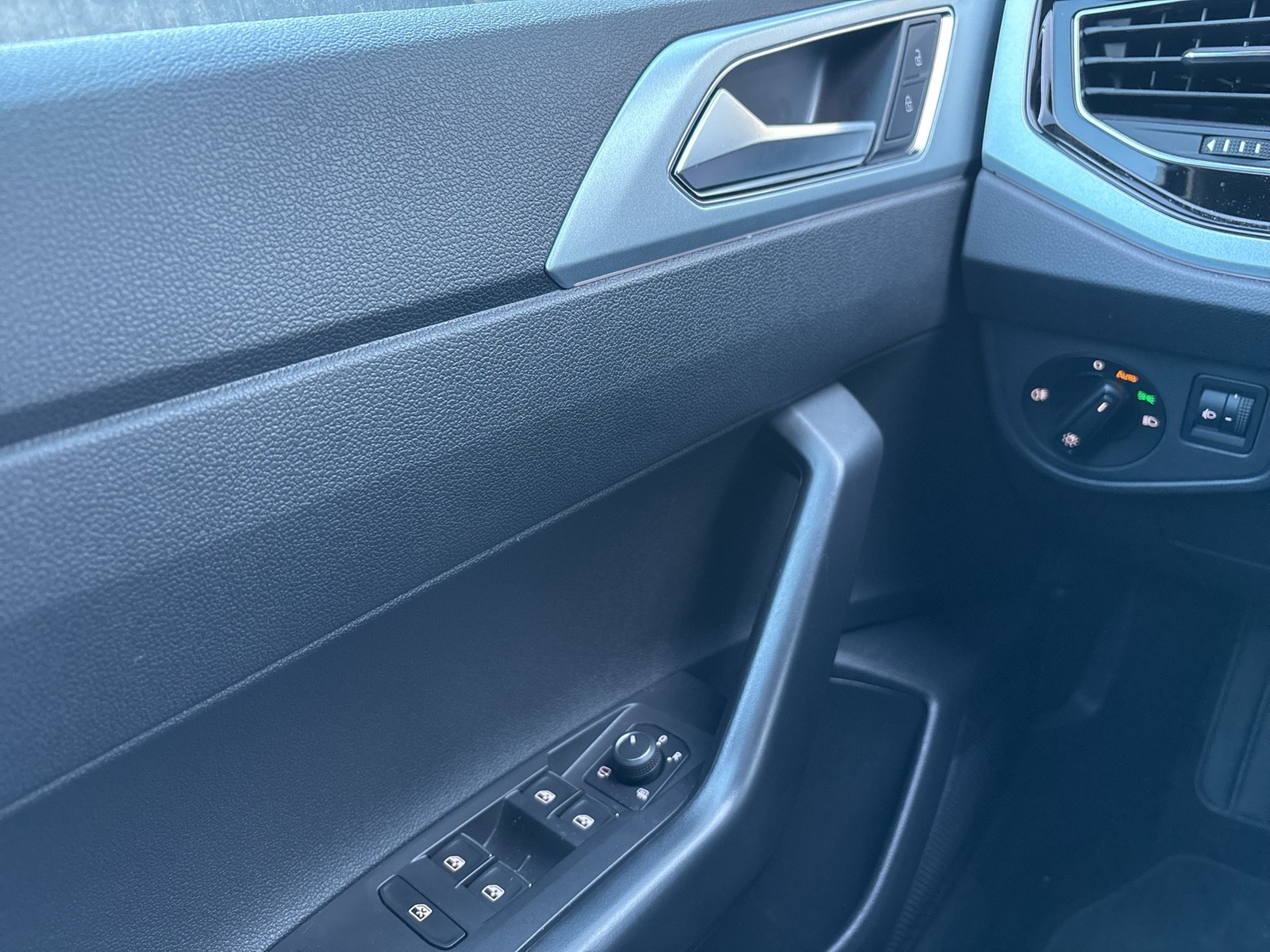 Volkswagen Taigo 1.0 GOAL NAVI ACC SITZHEIZUNG