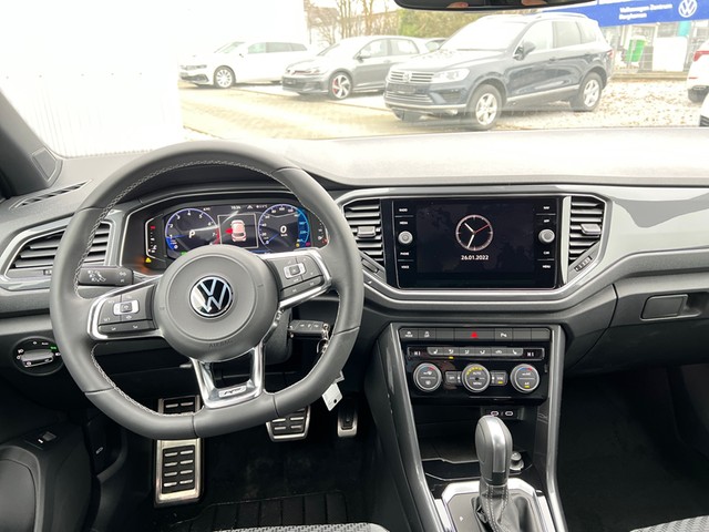 Volkswagen T-Roc 1.5 R-LINE PANO AHK CAM ACC LM19 E-KLAPPE