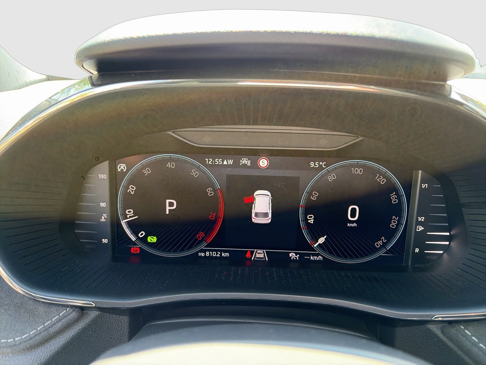 Skoda Fabia 1.5 STYLE AHK CAM ACC LM17 NAVI CARPLAY