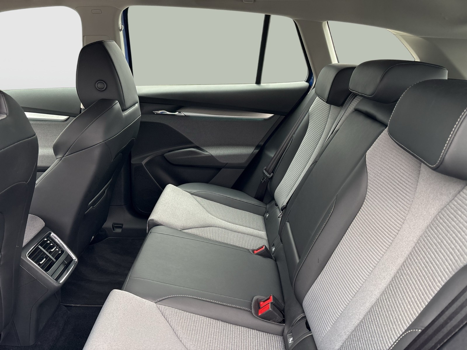 Skoda Enyaq 50 LOFT NAVI KAMERA 19" VIRTUALCOCKPIT