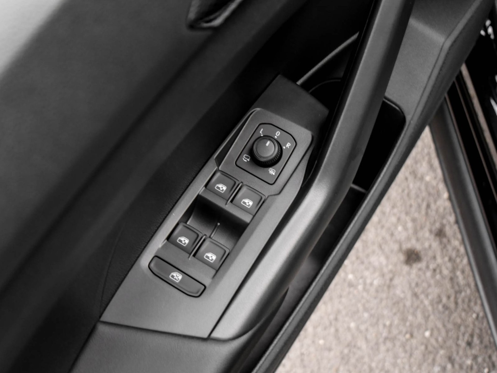 Volkswagen T-Cross 1.0 LIFE ACC ALU LED CARPLAY SITZHEIZUNG