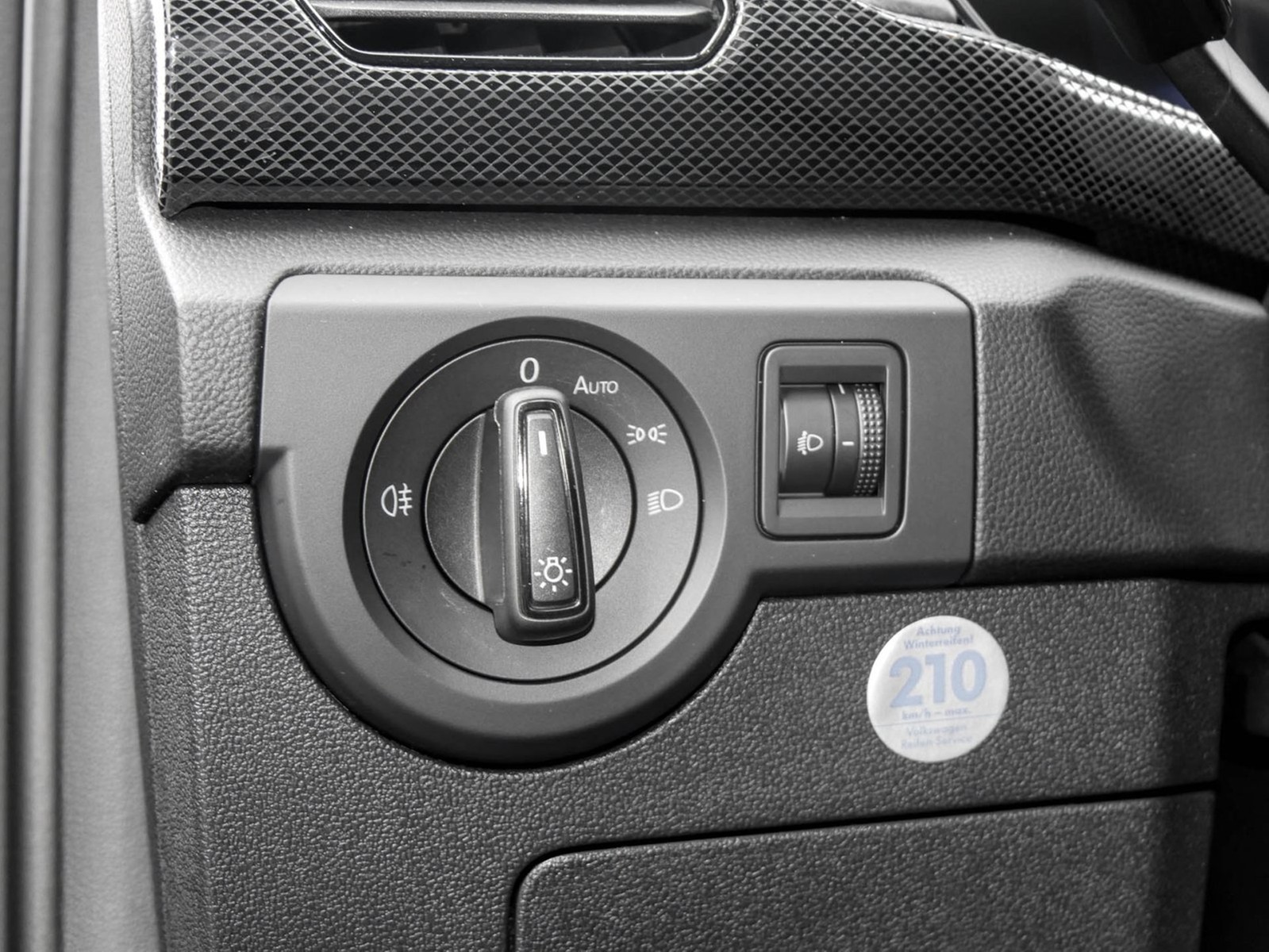 Volkswagen T-Cross 1.0 LIFE ACC ALU LED CARPLAY SITZHEIZUNG