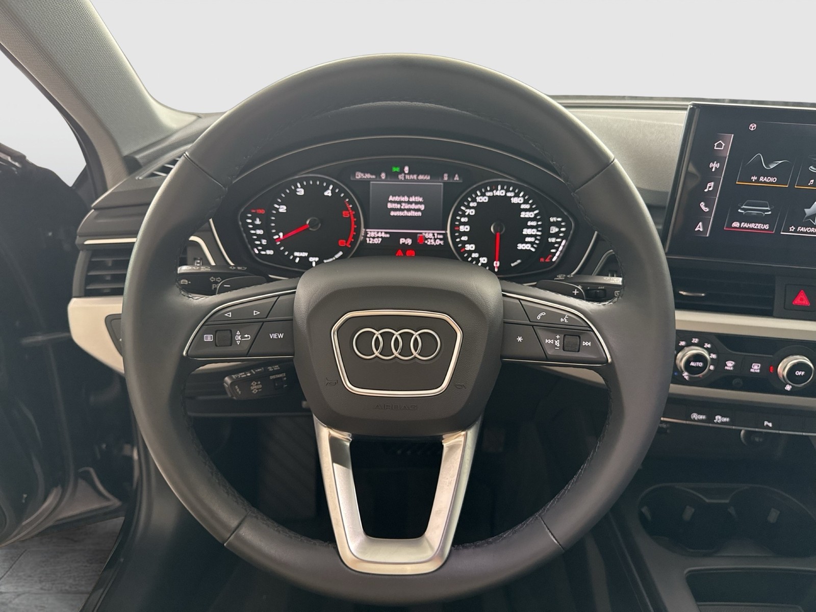 Audi A4 Avant 35 KAMERA ACC NAVI+ ALU SITZHEIZ