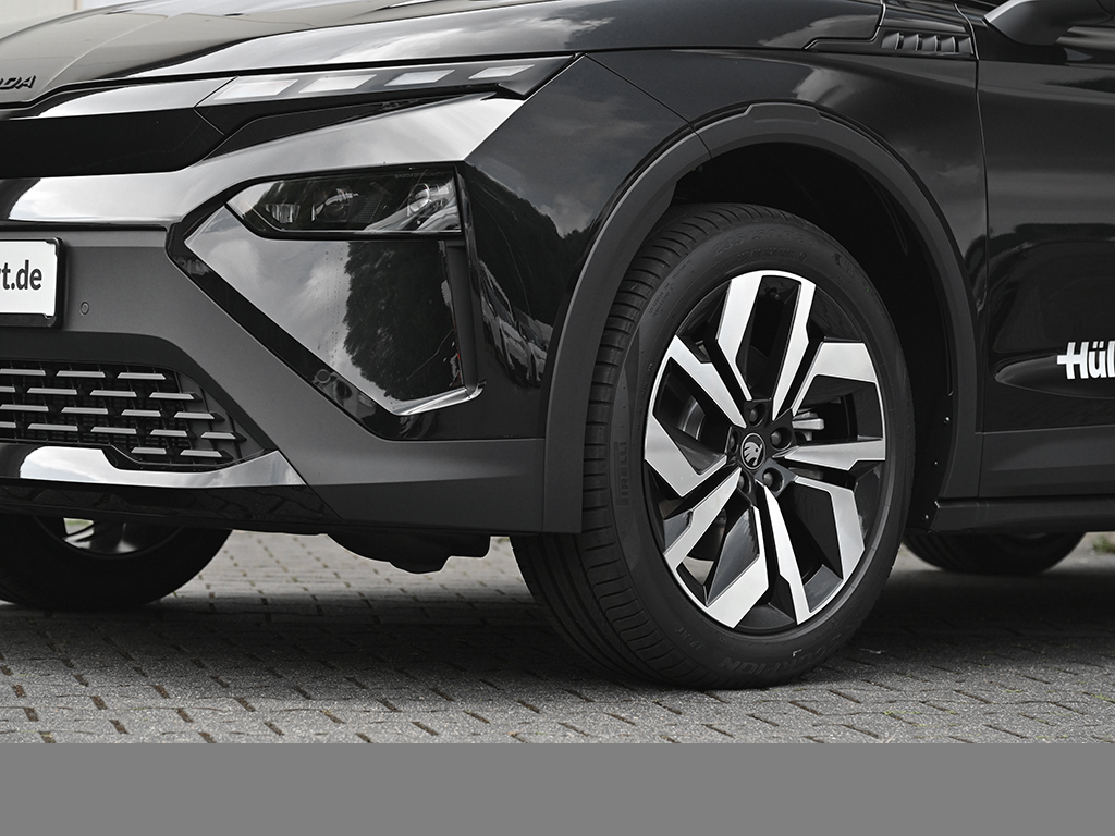 Skoda Elroq 60 SPORTLINE CAM ACC LM20 E-KLAPPE NAVI