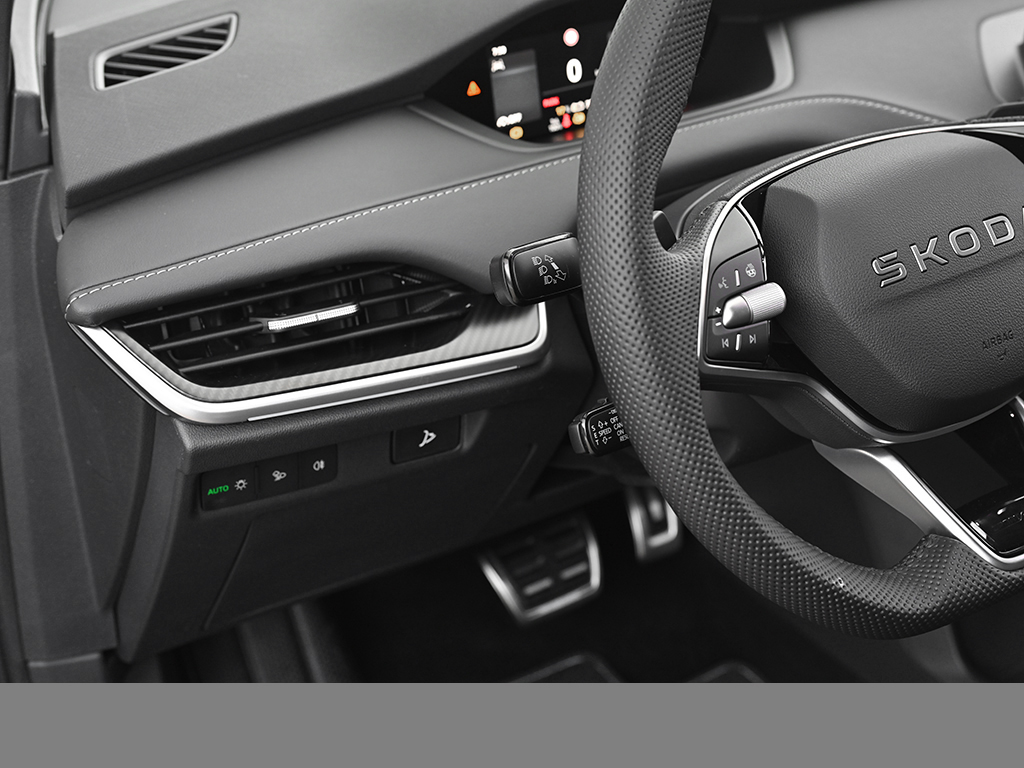 Skoda Elroq 60 SPORTLINE CAM ACC LM20 E-KLAPPE NAVI