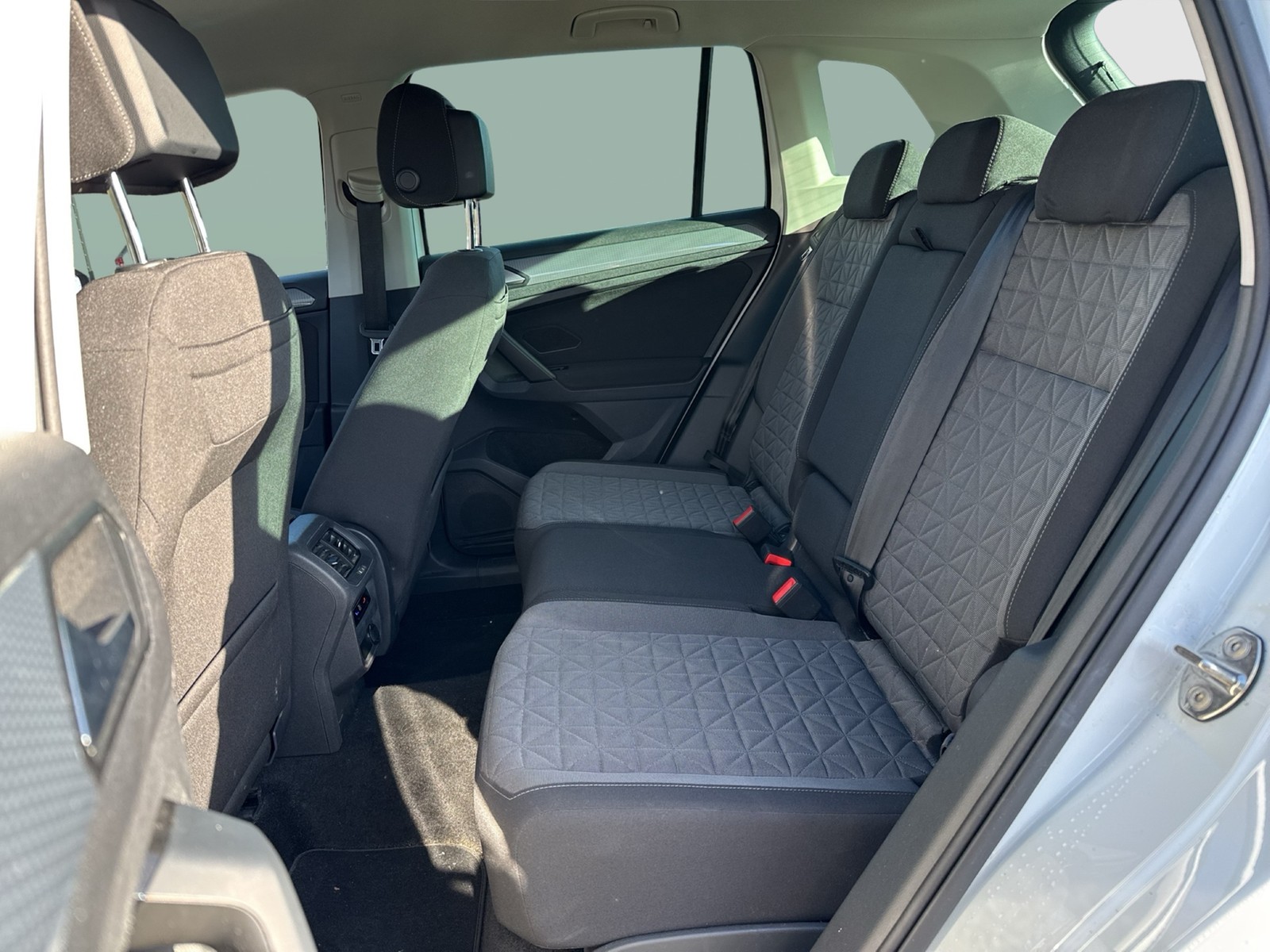 Volkswagen Tiguan Life ALU18 SITZHEIZUNG CARPLAY