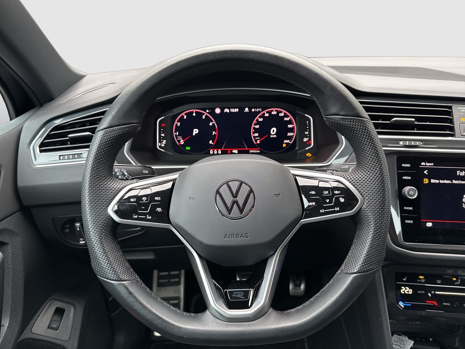 Volkswagen Tiguan 1.5 R-Line ALU20 H.KARDON AHK MATRIX