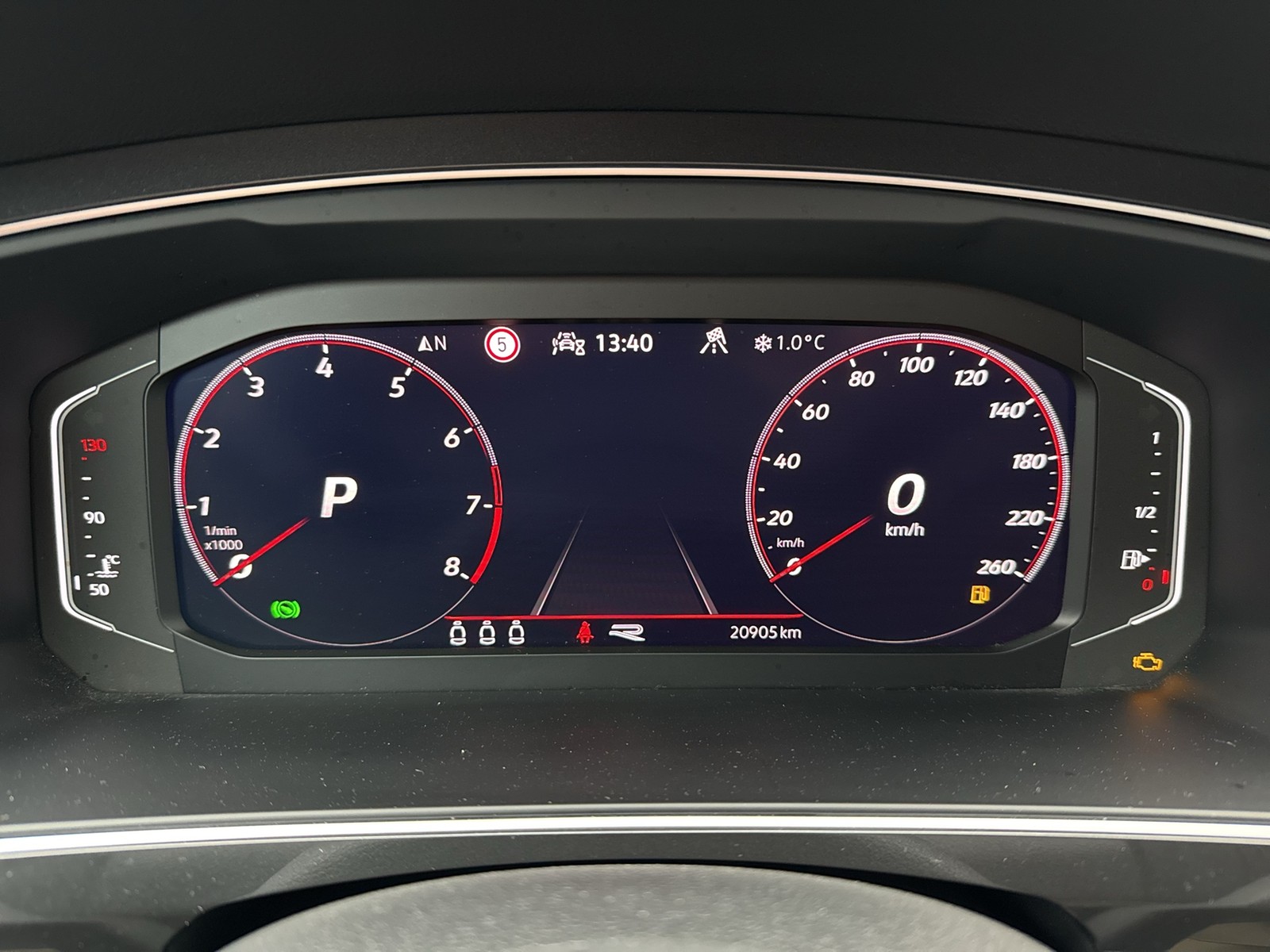 Volkswagen Tiguan 1.5 R-Line ALU20 H.KARDON AHK MATRIX