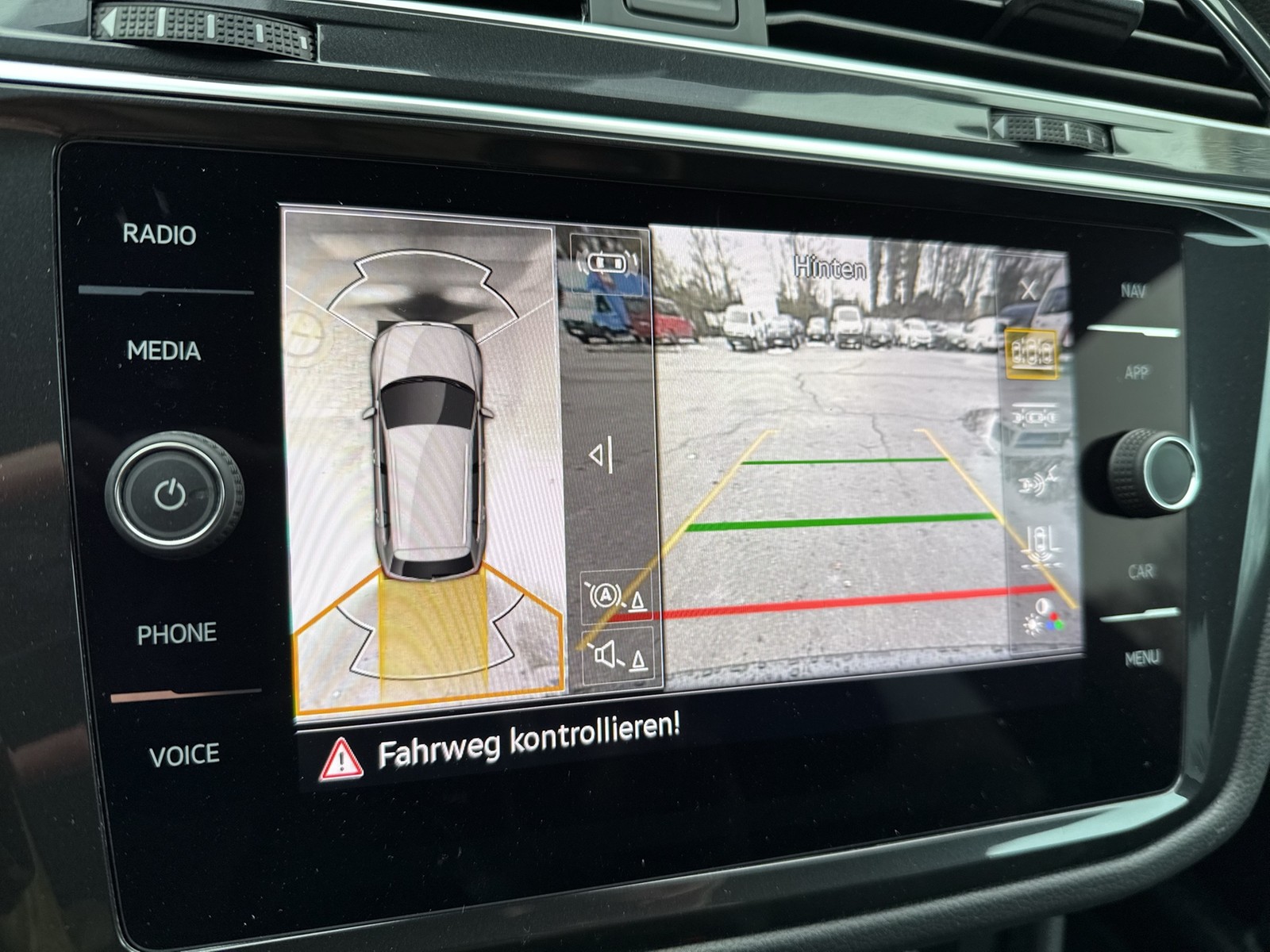 Volkswagen Tiguan 1.5 R-Line ALU20 H.KARDON AHK MATRIX