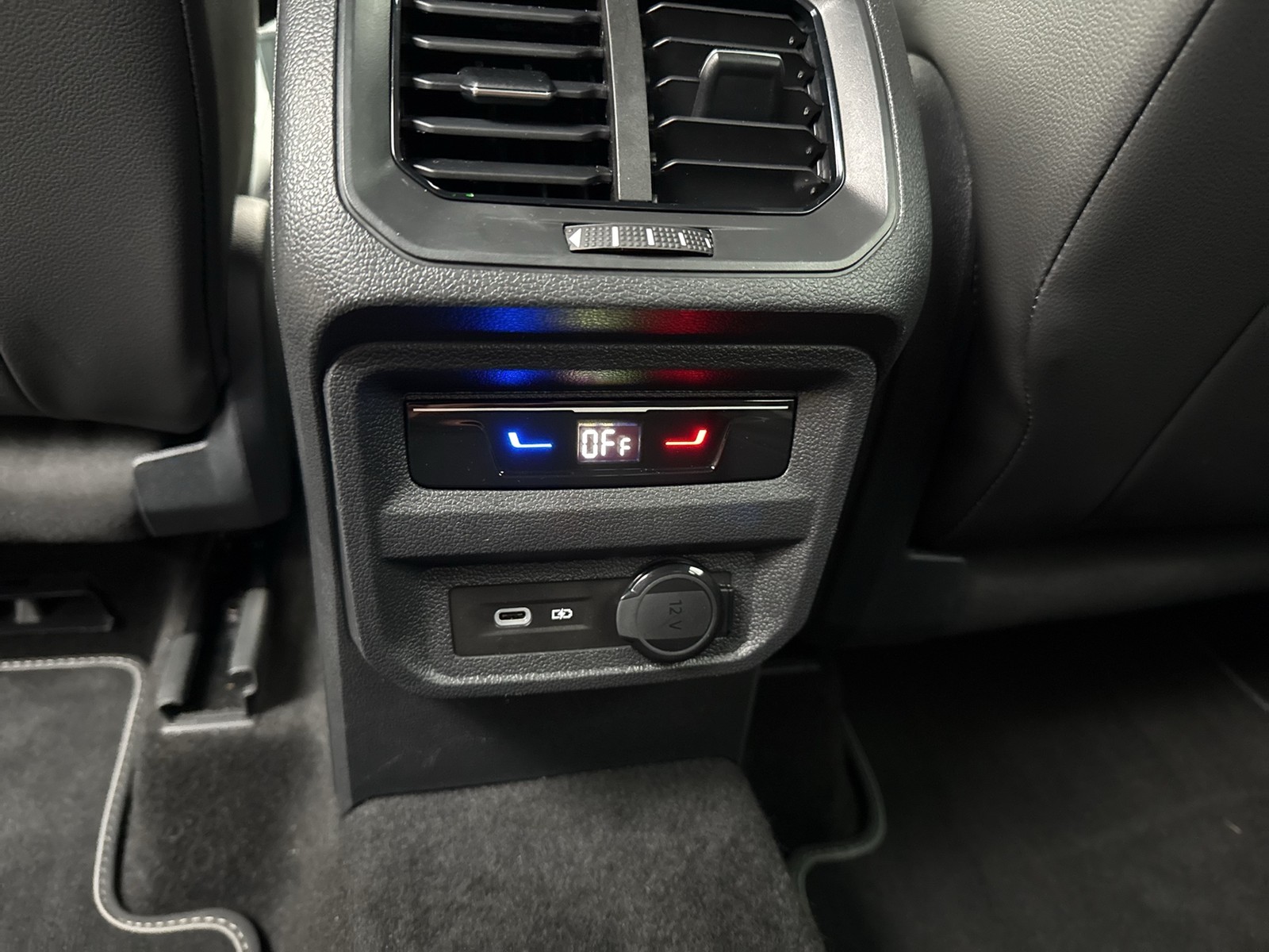 Volkswagen Tiguan 1.5 R-Line ALU20 H.KARDON AHK MATRIX