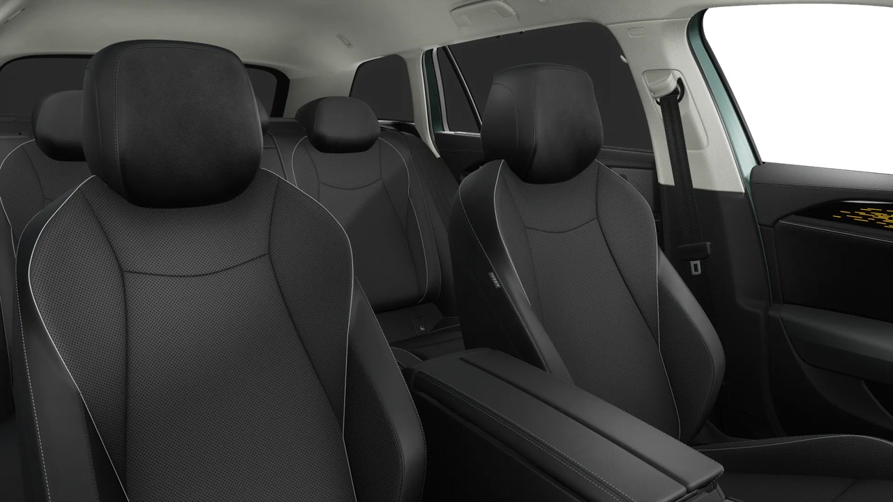 Volkswagen Passat Variant 1.5 HYBRID BUSINESS AHK 360°CAM