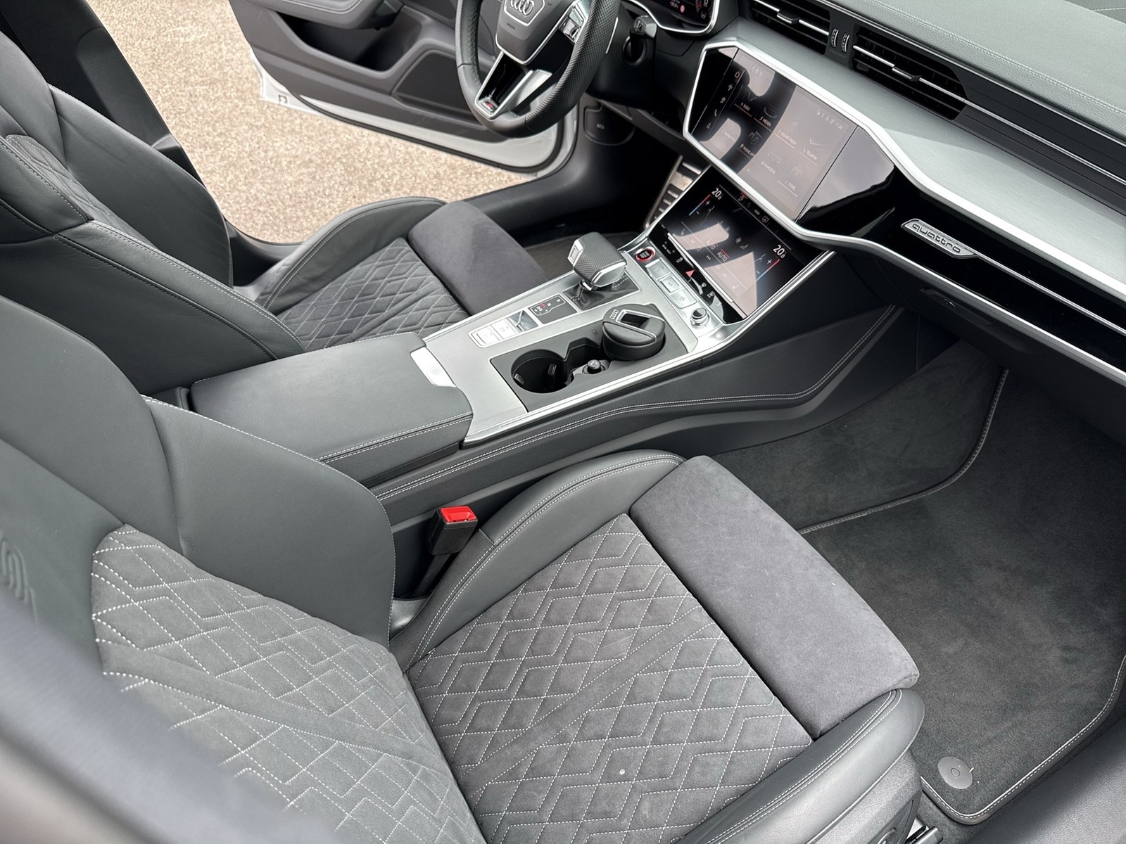 Audi S6 Qu. PANO STANDHZ. 360°CAM ACC ALU21 eSITZE