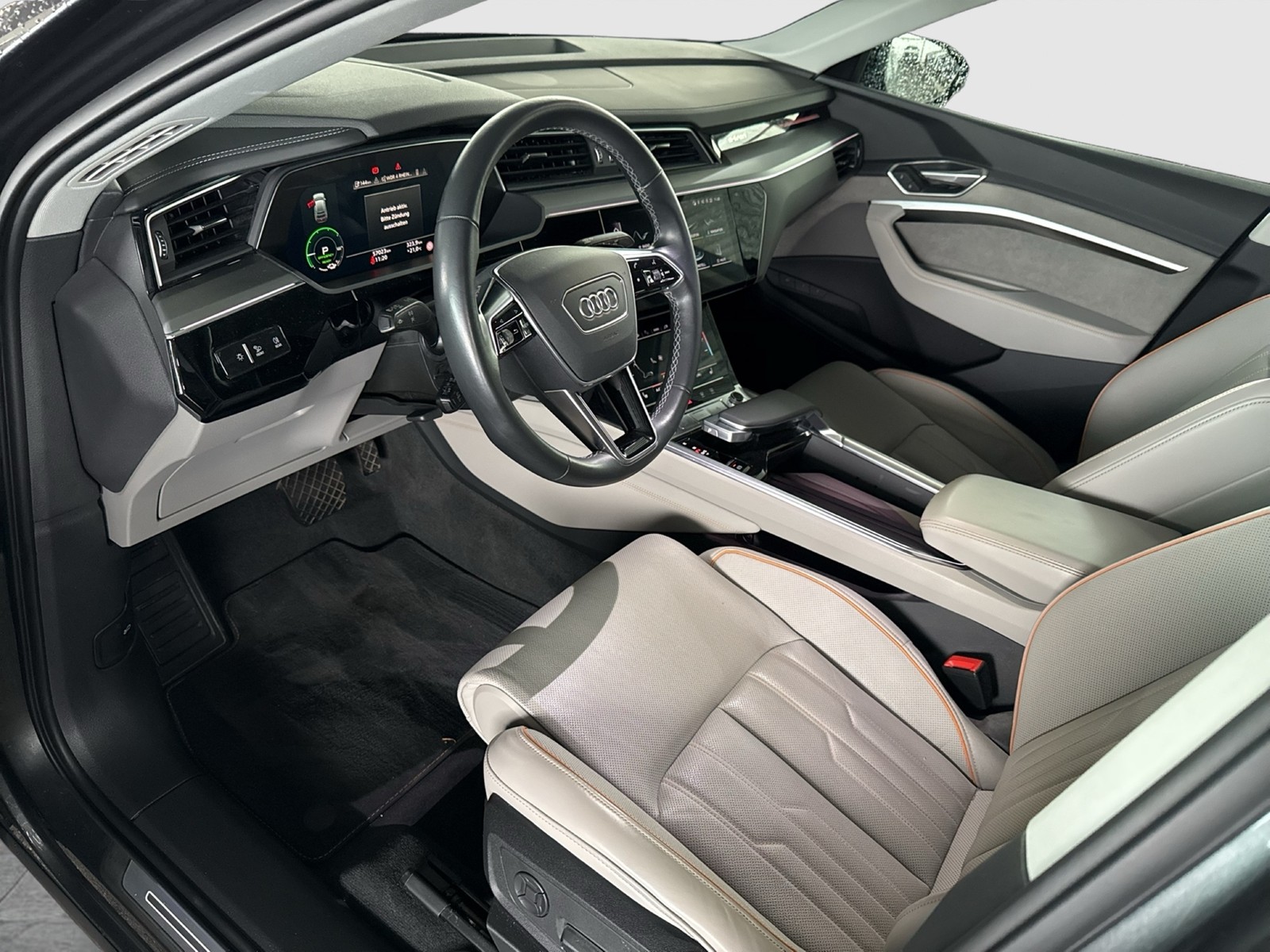 Audi Q8 e-tron Sportback 55 Qu. S LINE ACC ALU21