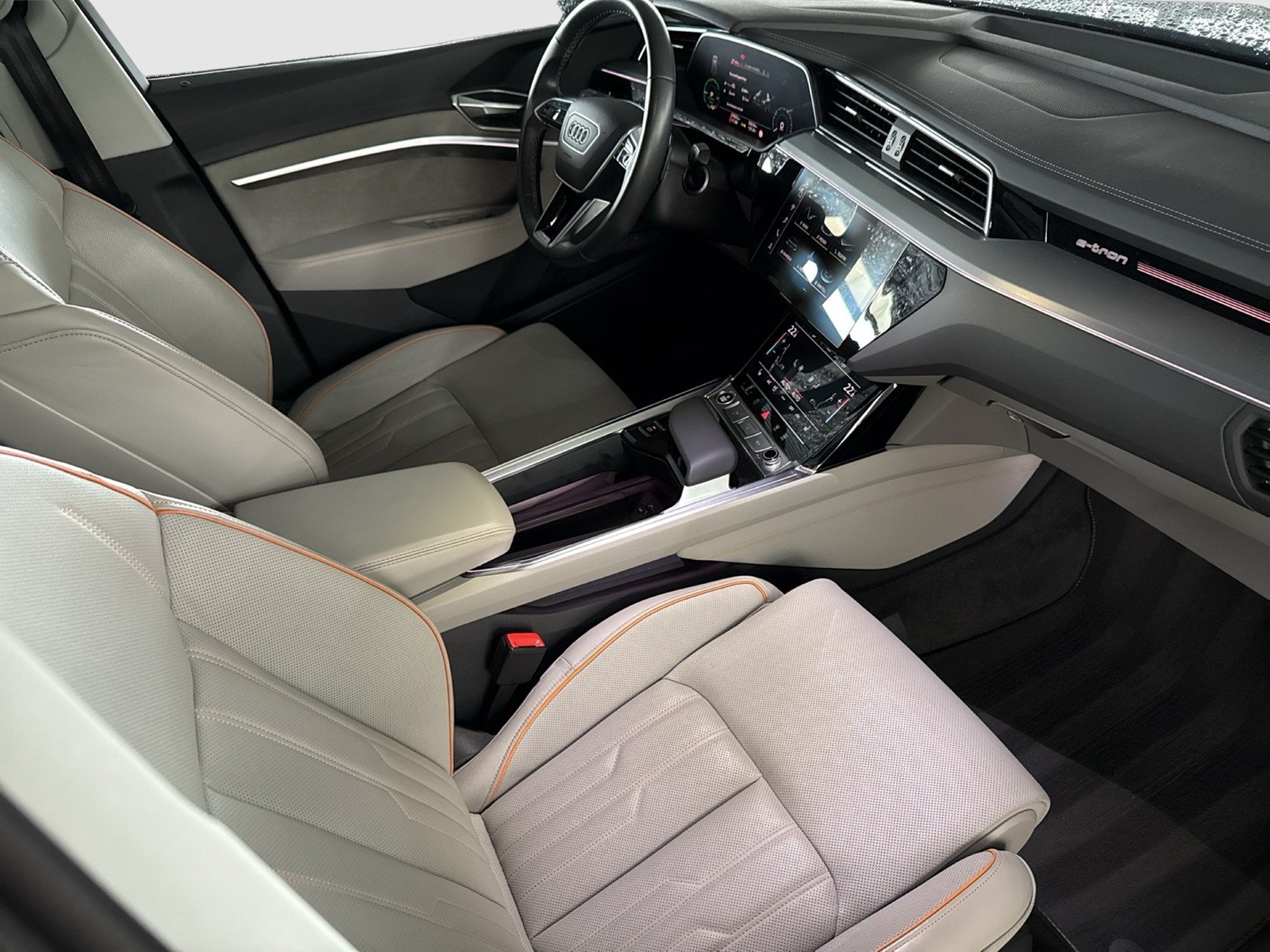 Audi Q8 e-tron Sportback 55 Qu. S LINE ACC ALU21