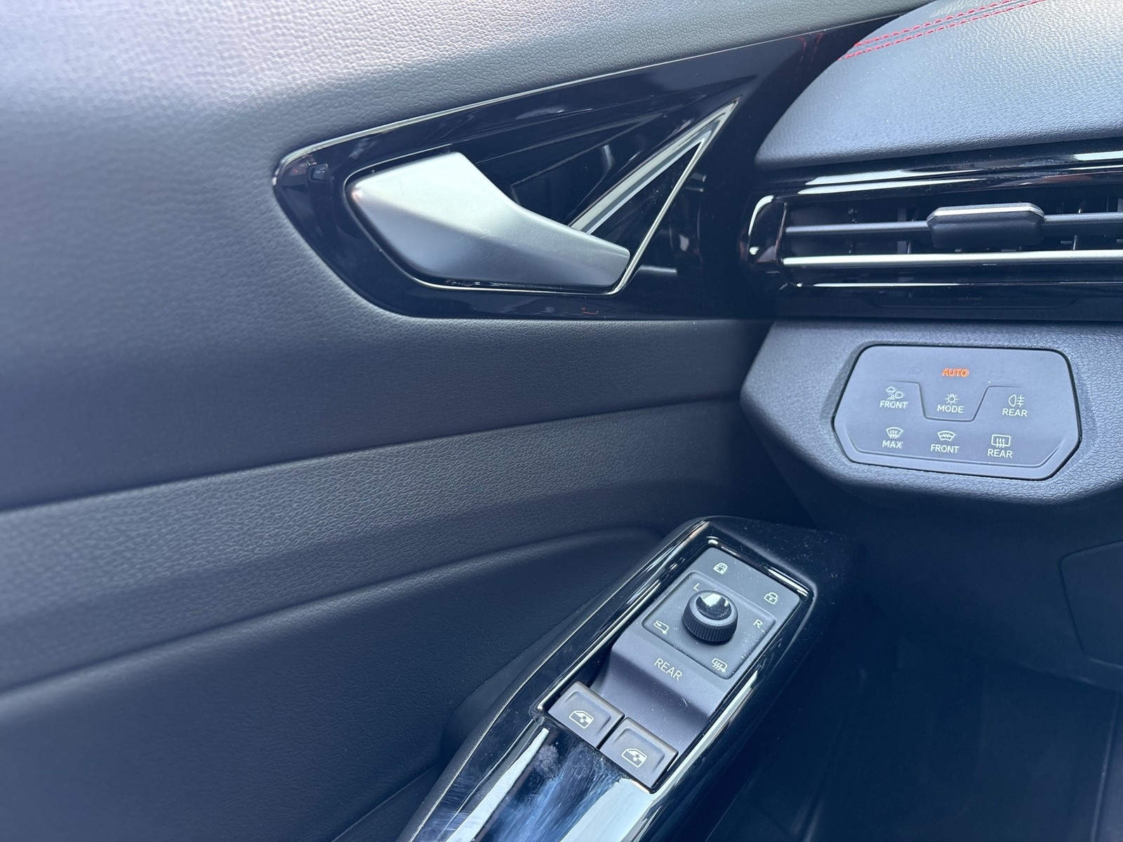 Volkswagen ID.4 GTX 4X4 WÄRMEPUMPE CAM ACC LM20 MATRIX NAVI