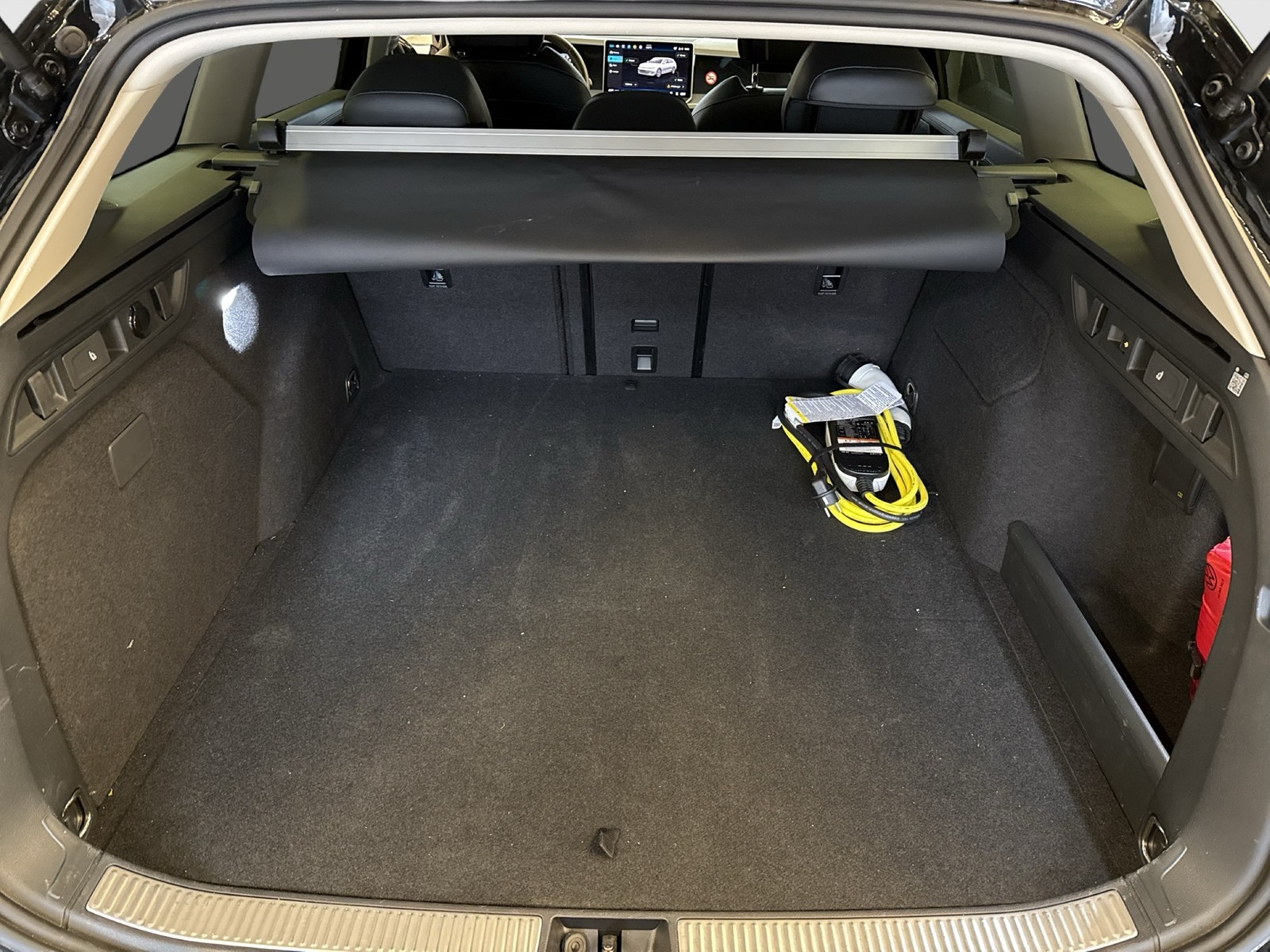 Volkswagen Passat Variant 1.5 HYBRID BUSINESS AHK CAM ACC