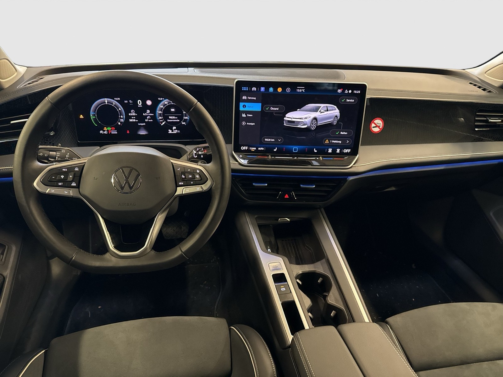 Volkswagen Passat Variant 1.5 HYBRID BUSINESS AHK CAM ACC