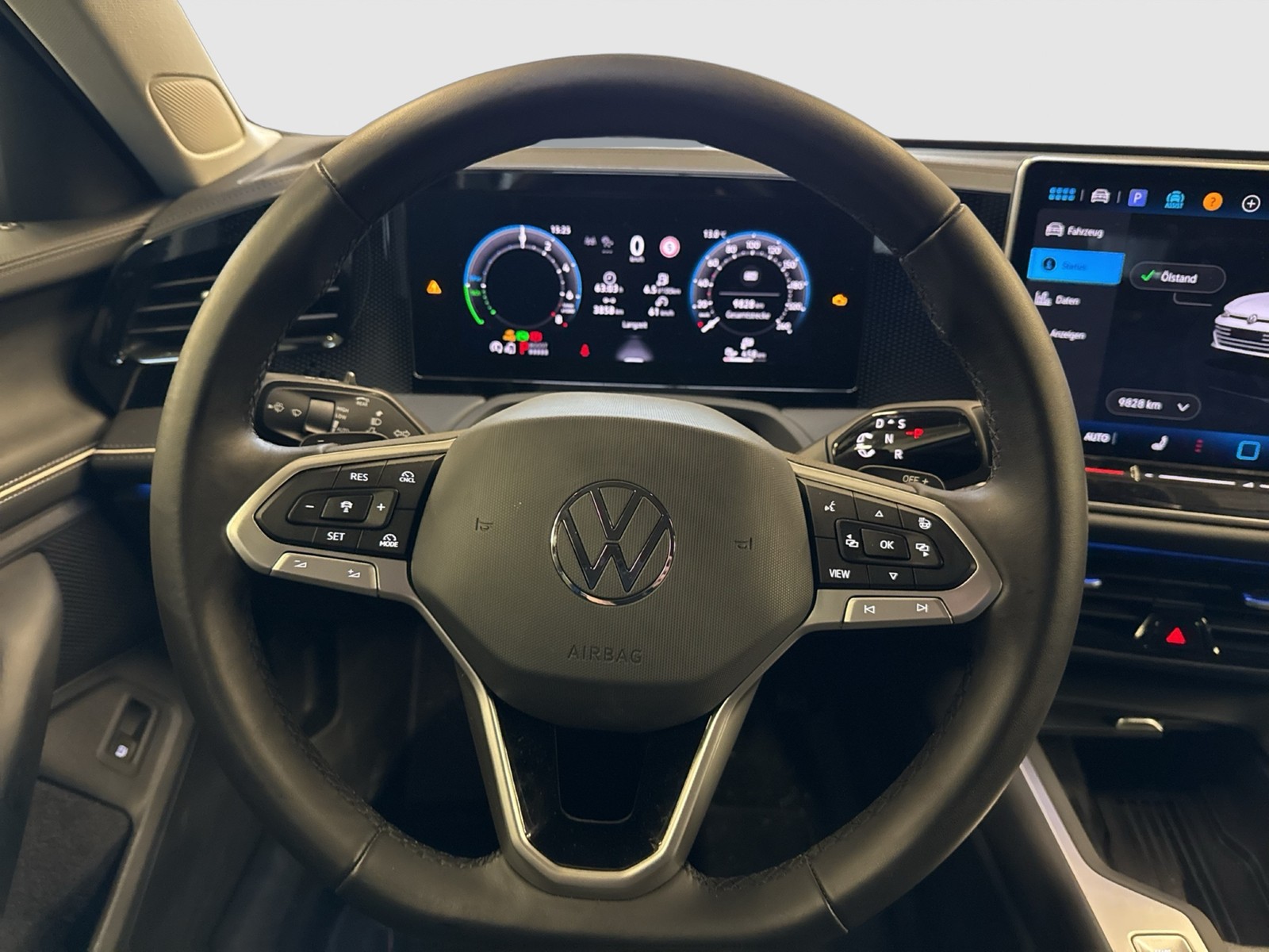 Volkswagen Passat Variant 1.5 HYBRID BUSINESS AHK CAM ACC