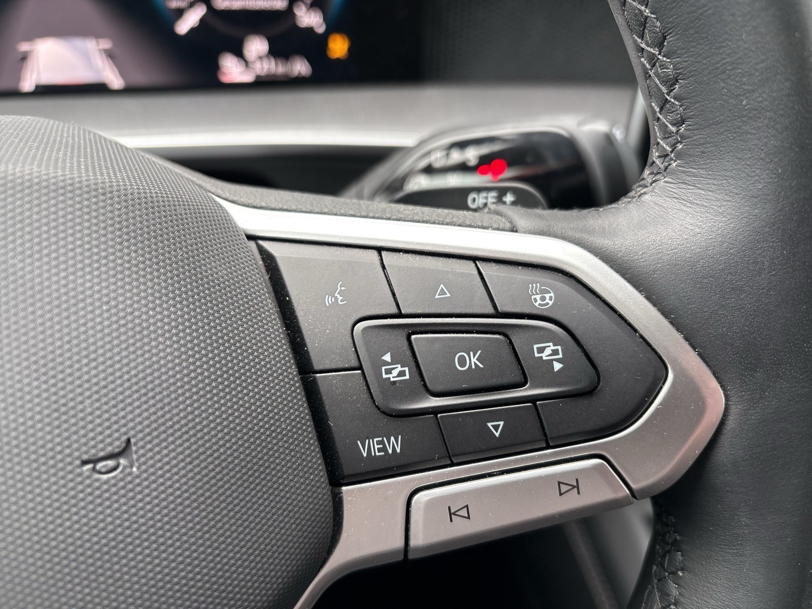 Volkswagen Tayron 1.5 HYBRID LIFE AHK CAM ACC LM18 CARPLAY