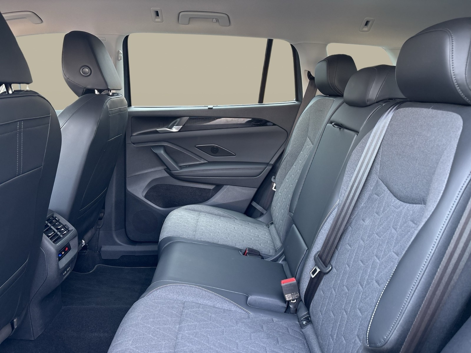 Volkswagen Tayron 1.5 HYBRID LIFE AHK 360°CAM ACC NAVI