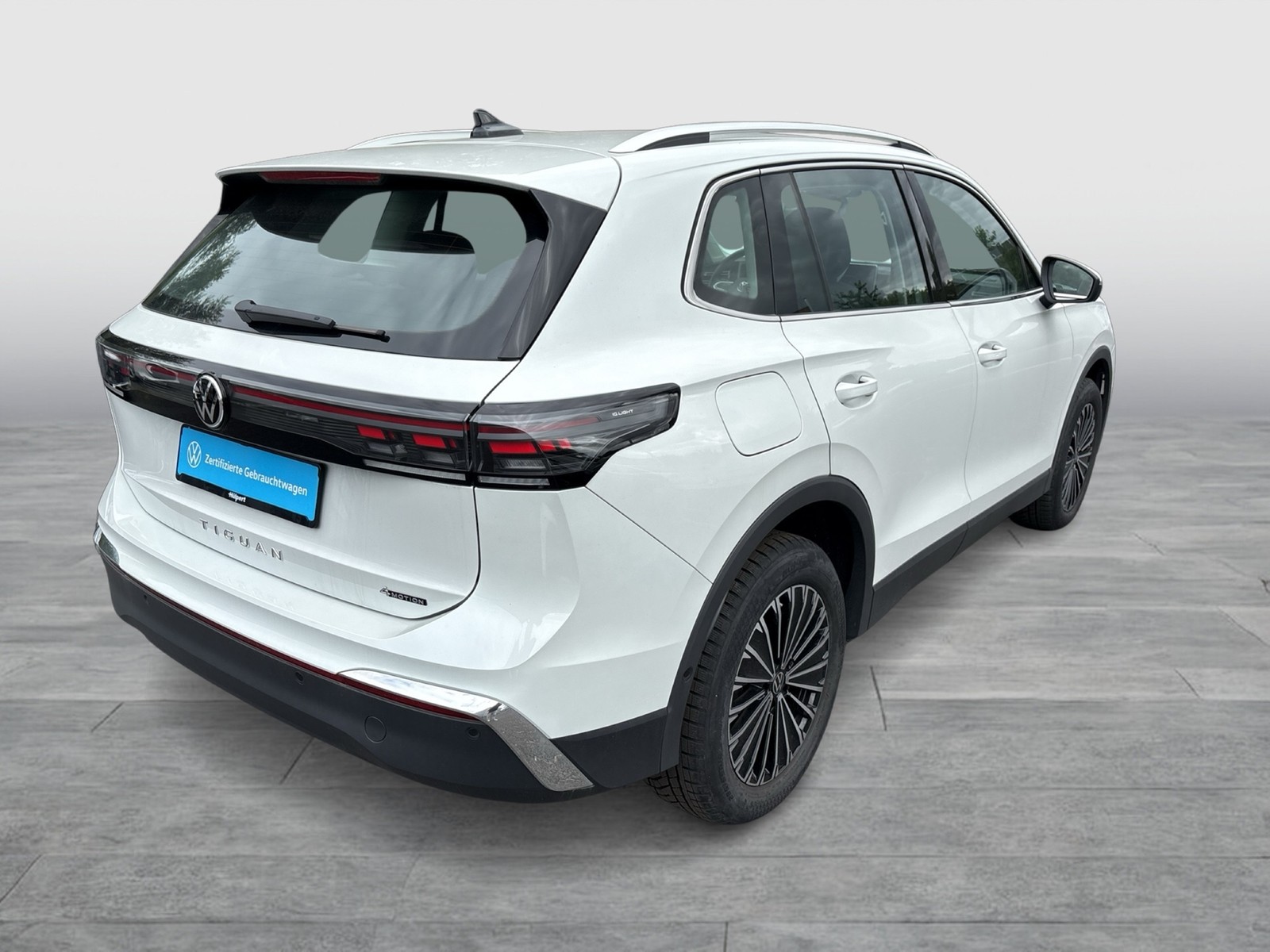 Volkswagen Tiguan 2.0 ELEGANCE 4X4 AHK 360CAM ACC LM19 NAVI