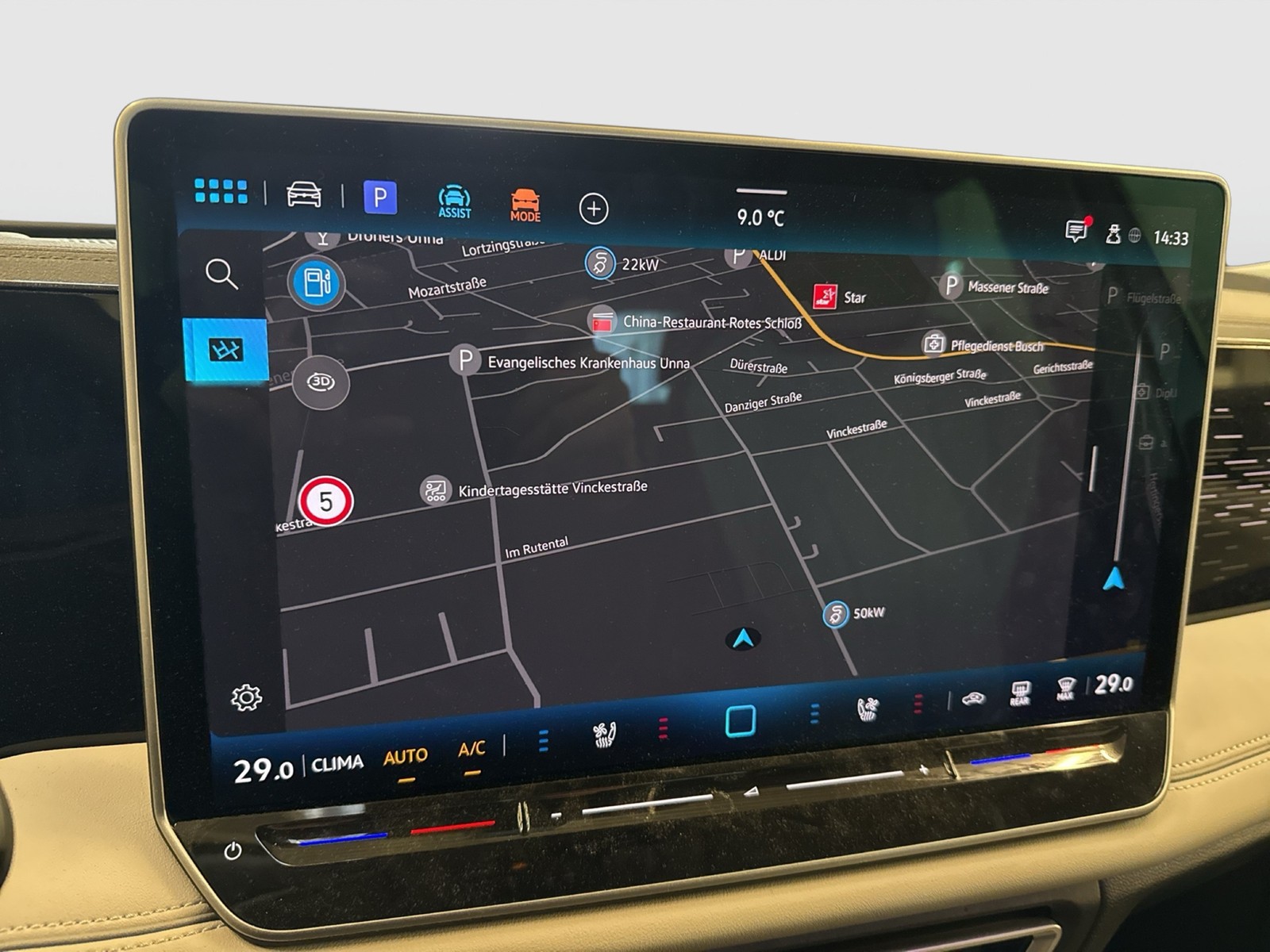 Volkswagen Tiguan 2.0 ELEGANCE 4X4 LEDER PANO AHK CAM