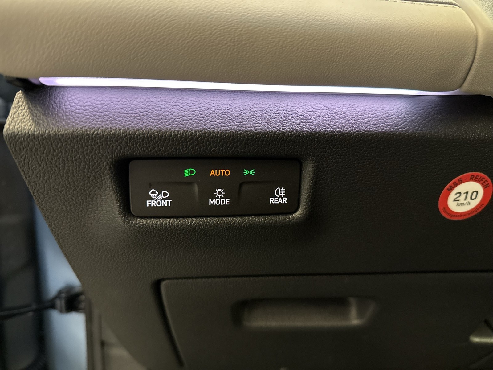 Volkswagen Tiguan 2.0 ELEGANCE 4X4 LEDER PANO AHK CAM