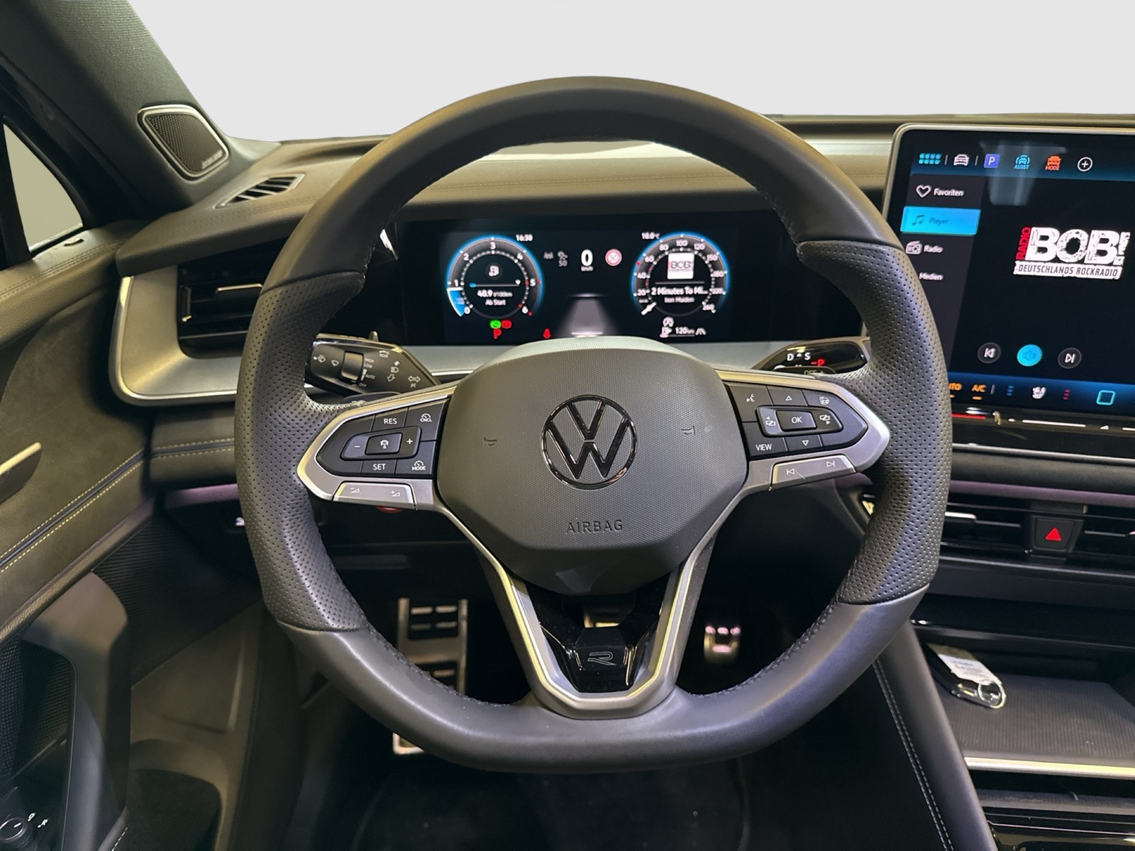 Volkswagen Tayron 2.0 R-LINE 4X4 LEDER STANDHZ. AHK CAM ACC